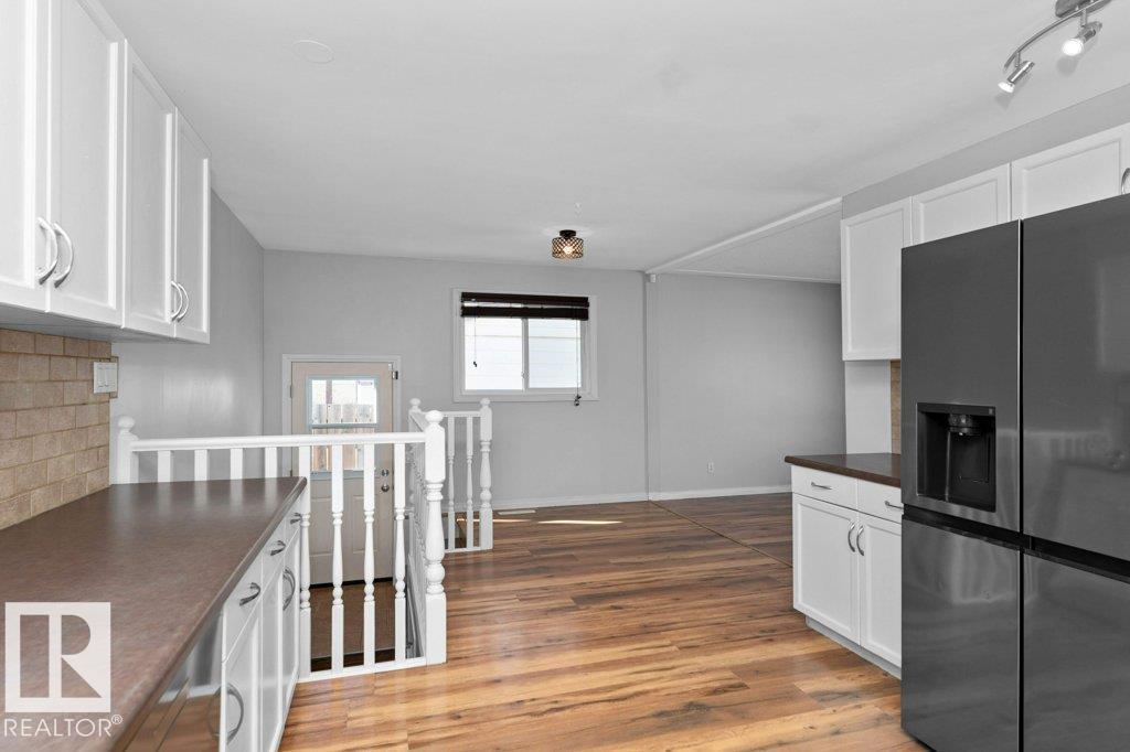 Photo 21 at 4303 104a Avenue NW, Gold Bar, Edmonton