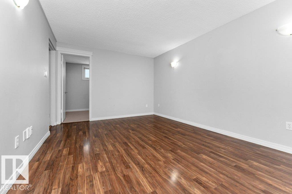 Photo 34 at 4303 104a Avenue NW, Gold Bar, Edmonton