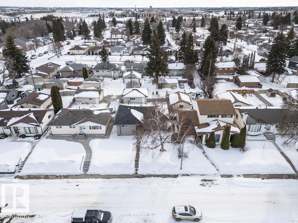 Photo 62 at 4303 104a Avenue NW, Gold Bar, Edmonton