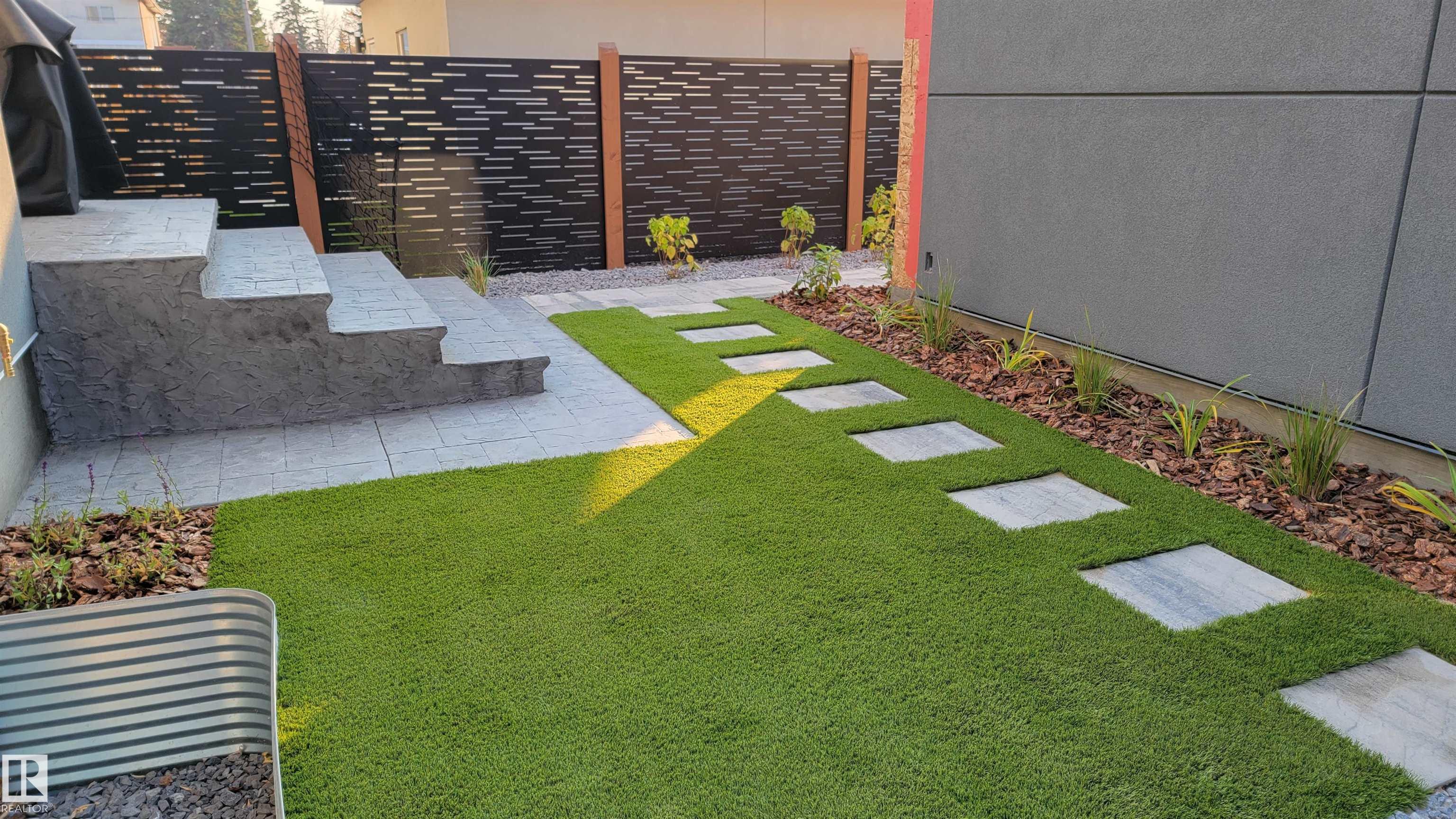 Photo 14 at 10038 142 Street NW, Grovenor, Edmonton