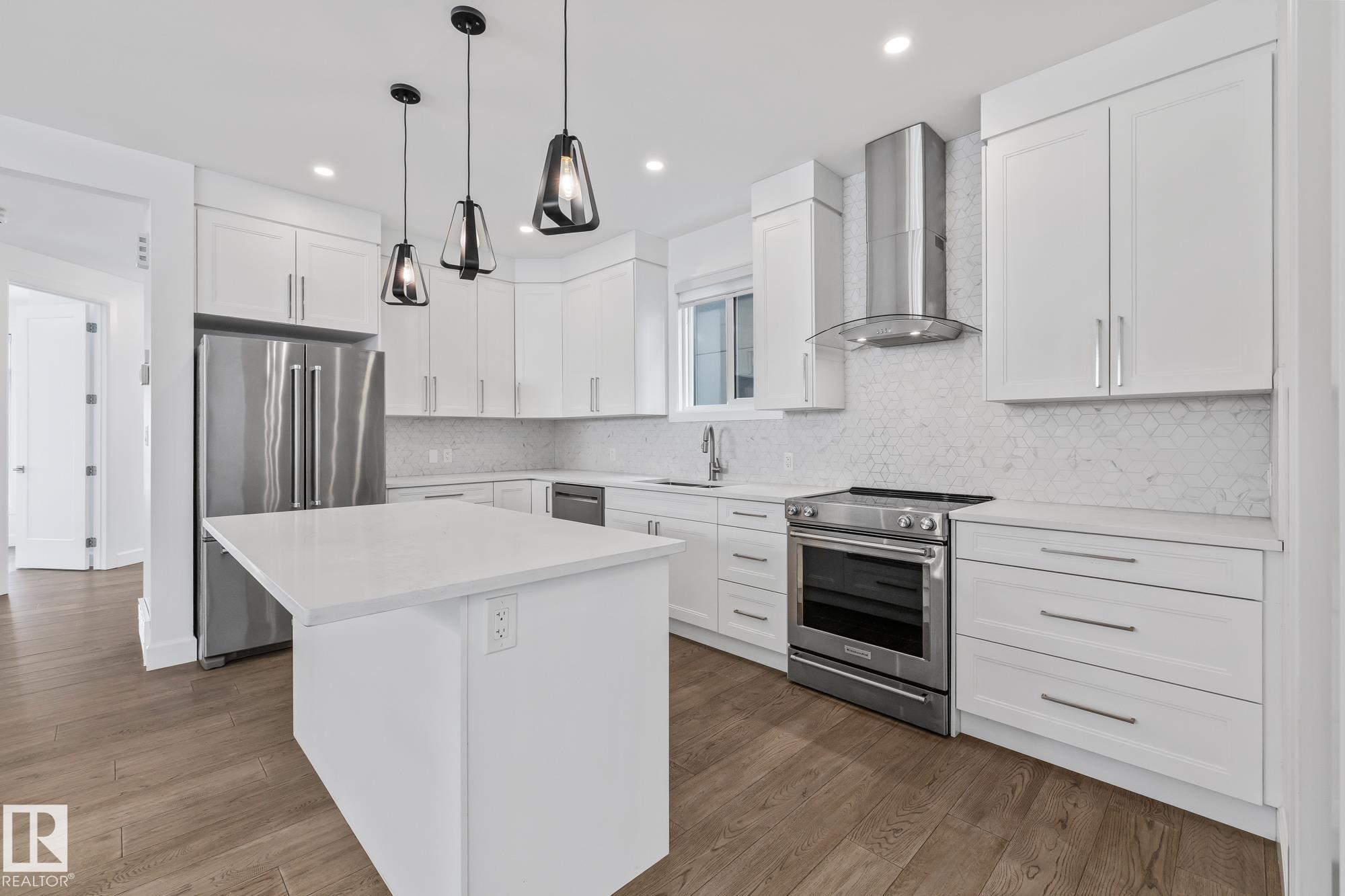 Photo 31 at 10038 142 Street NW, Grovenor, Edmonton