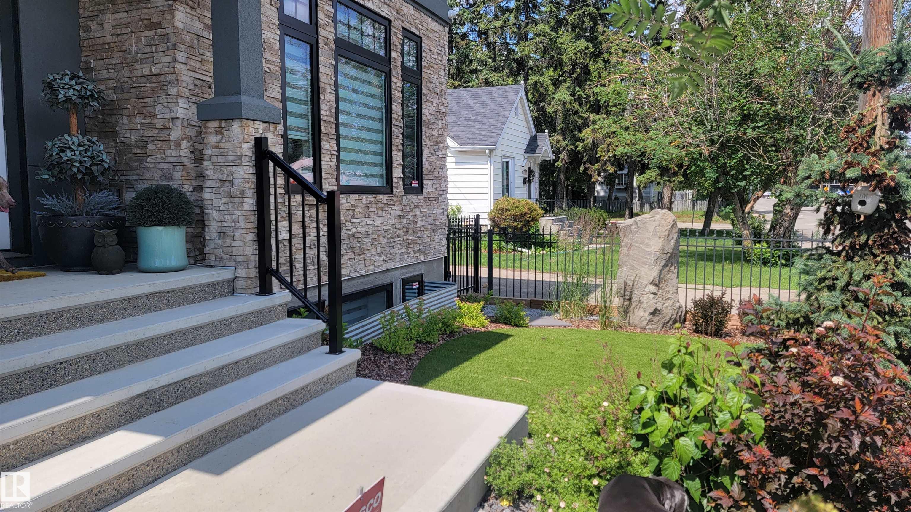 10038 142 Street NW, Grovenor, Edmonton