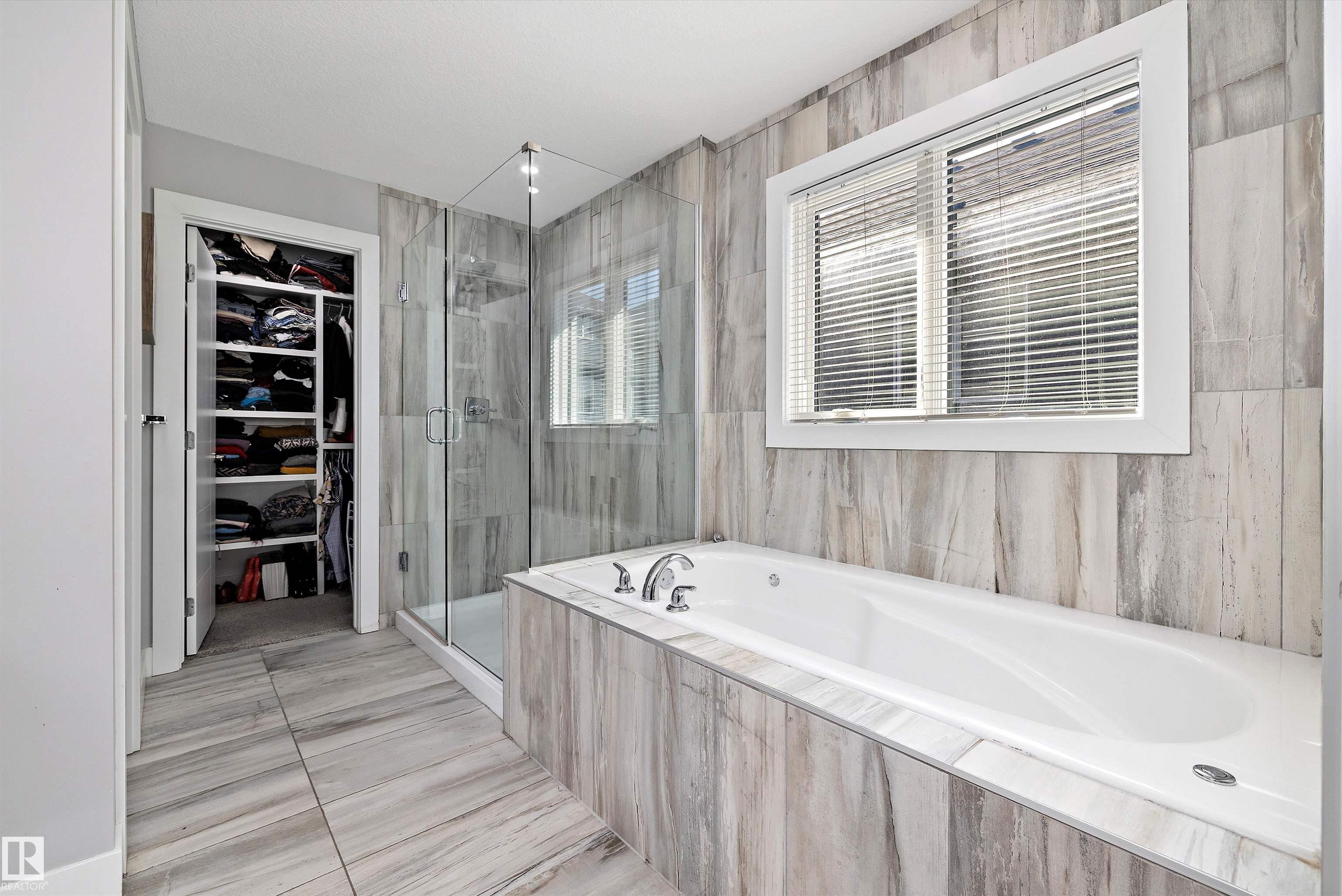 Photo 27 at 3380 Chickadee Drive NW, Starling, Edmonton