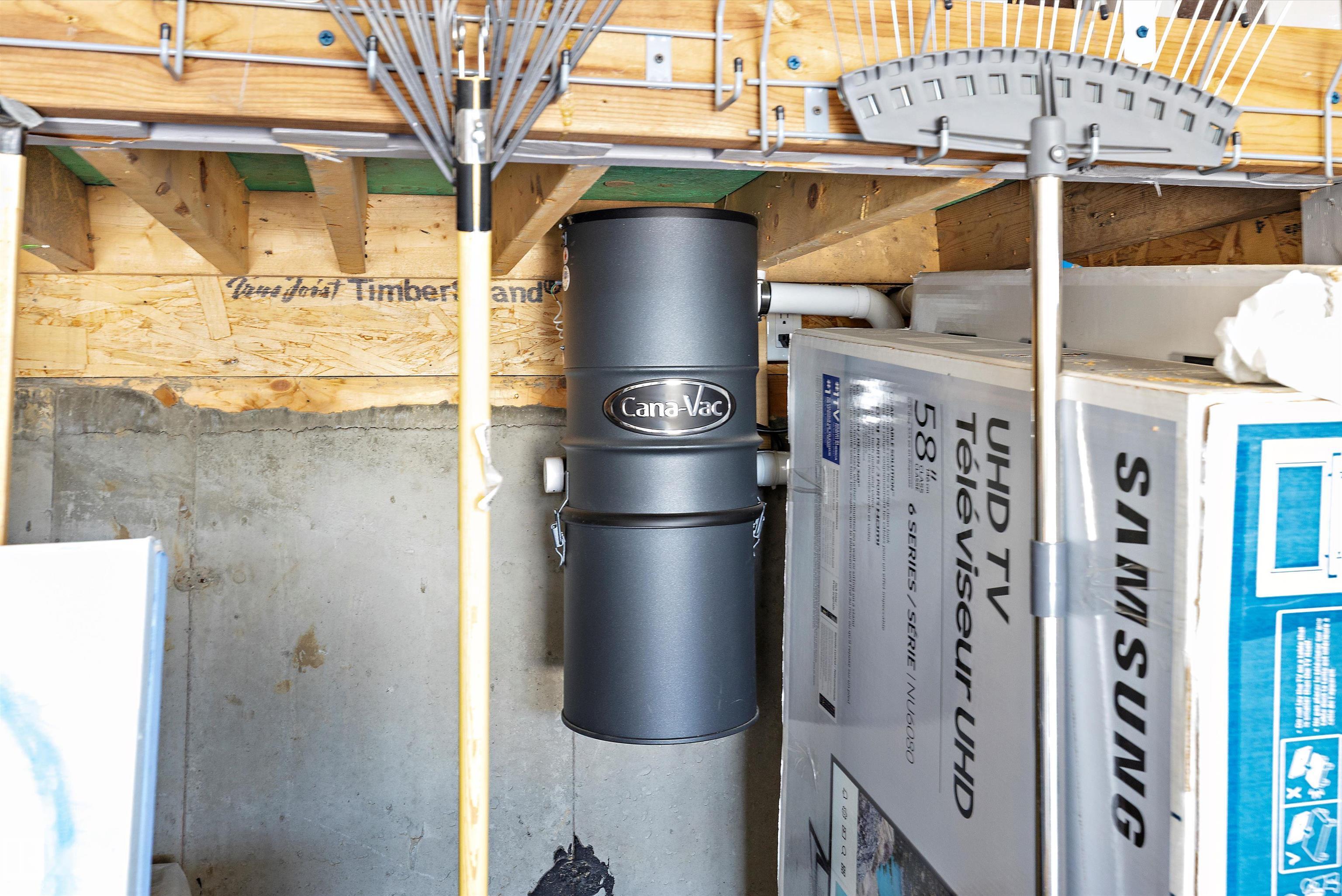 Photo 48 at 3380 Chickadee Drive NW, Starling, Edmonton