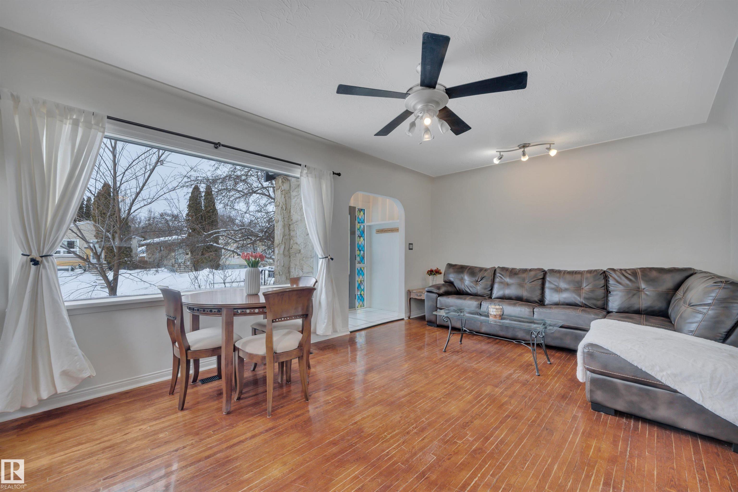 Photo 11 at 12013 54 Street NW, Newton, Edmonton