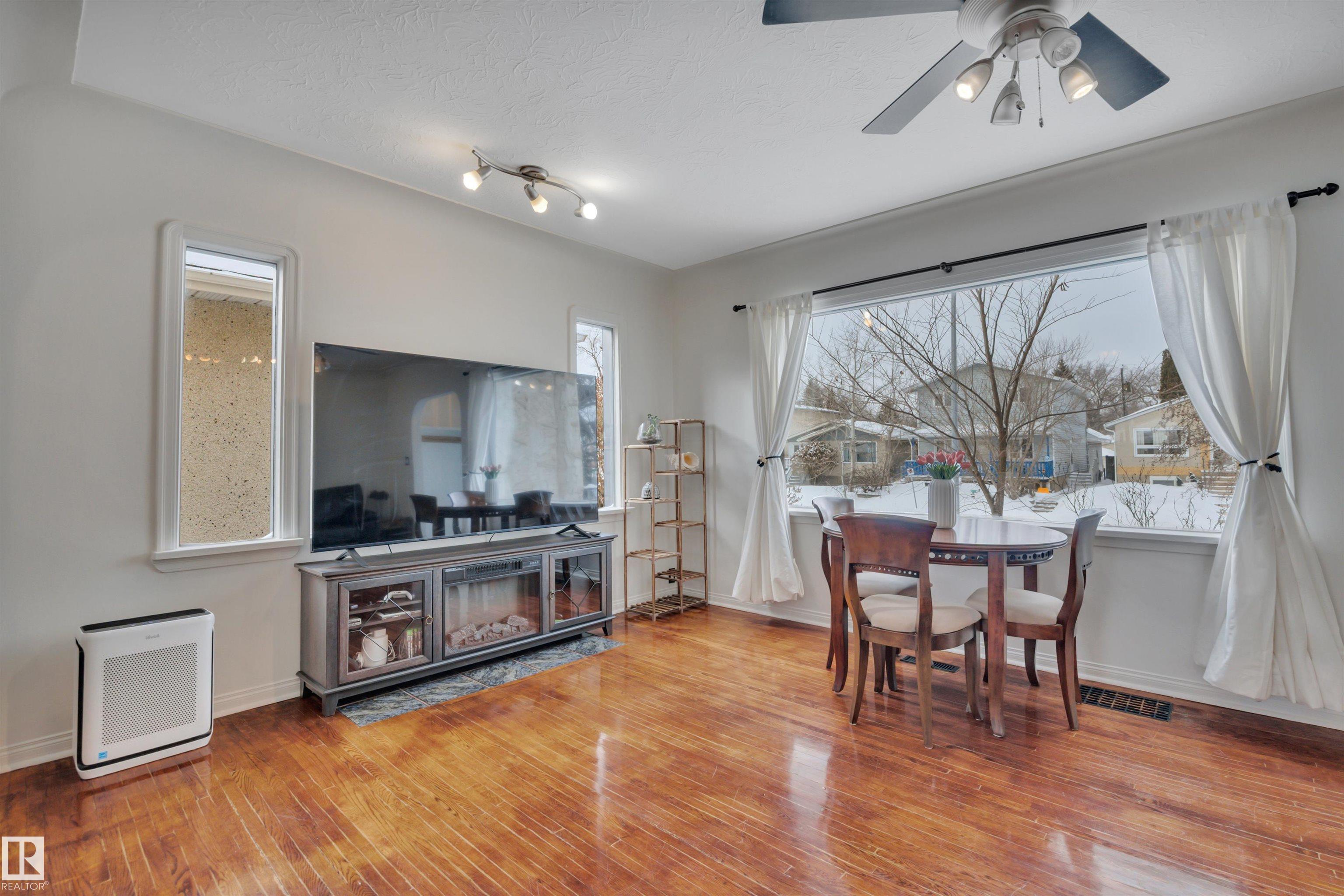 Photo 10 at 12013 54 Street NW, Newton, Edmonton