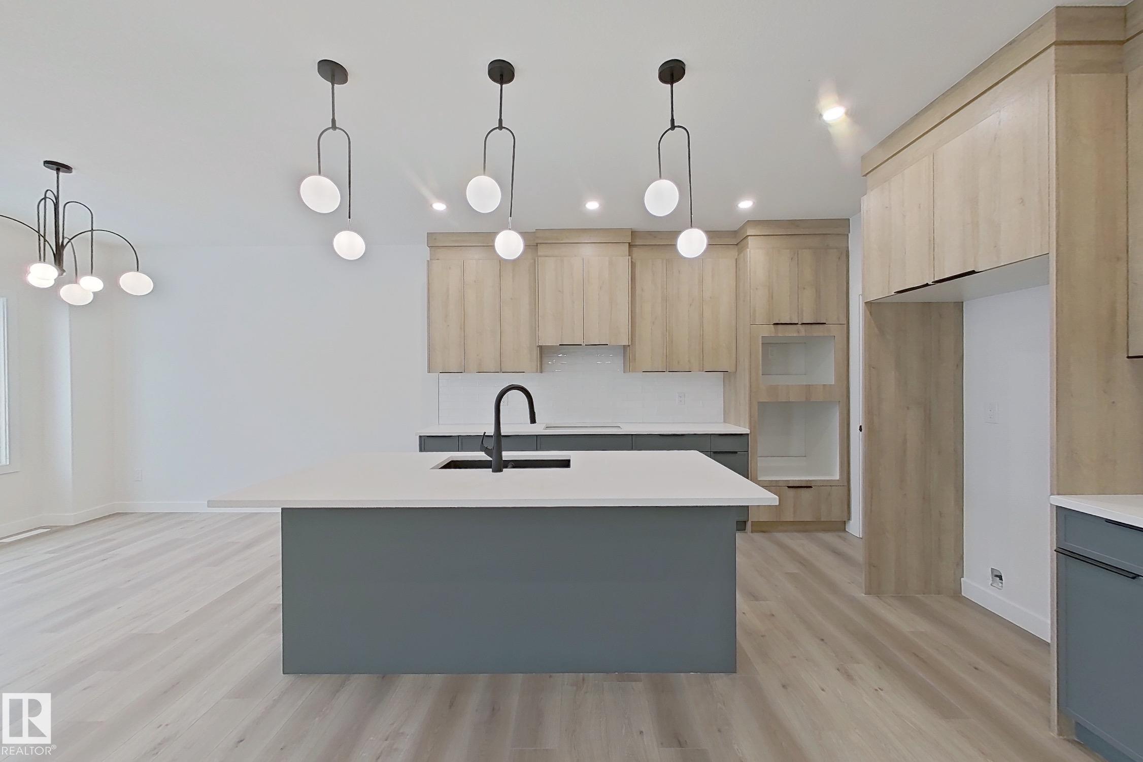 3158 Magpie Way NW, Starling, Edmonton