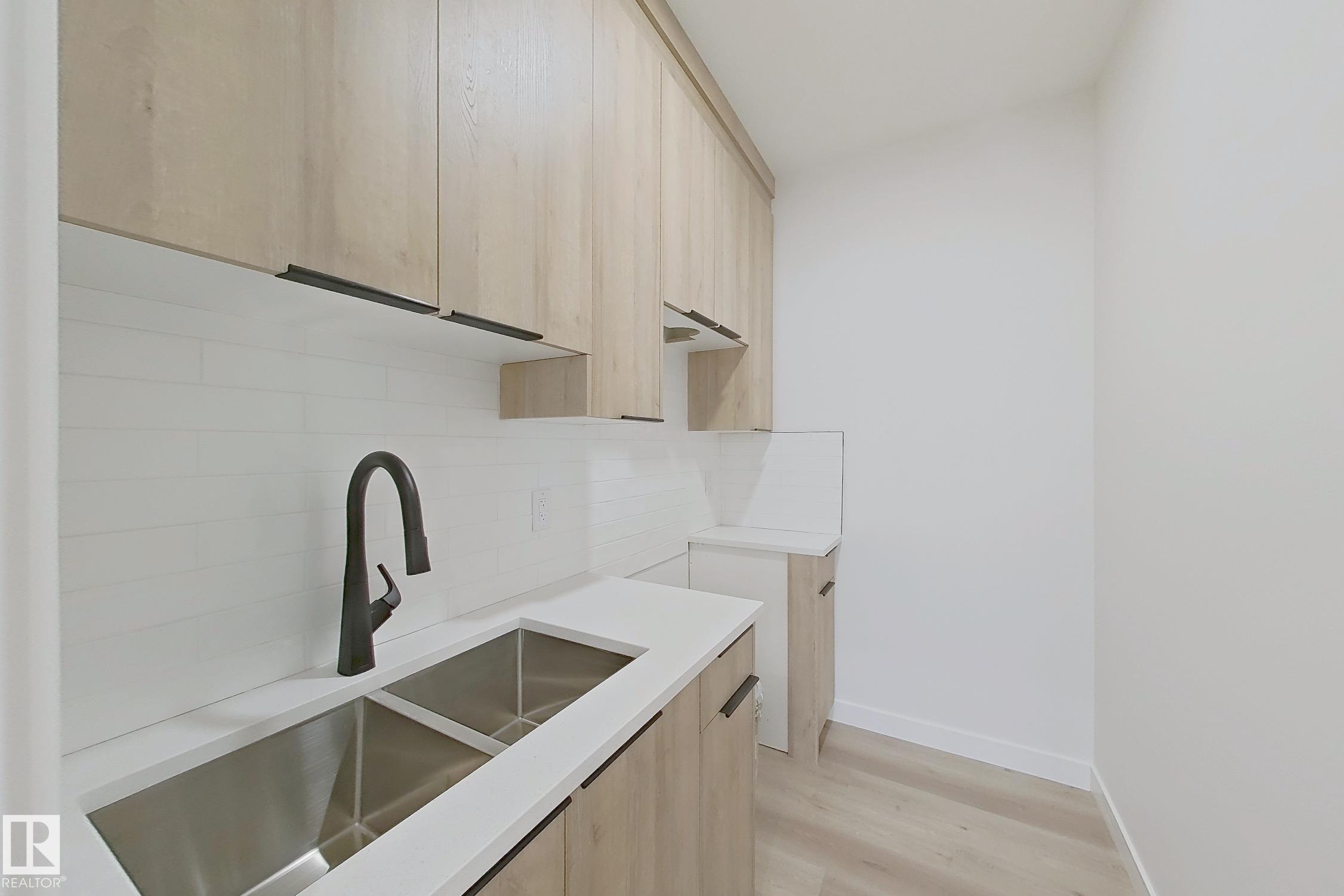 Photo 34 at 3158 Magpie Way NW, Starling, Edmonton