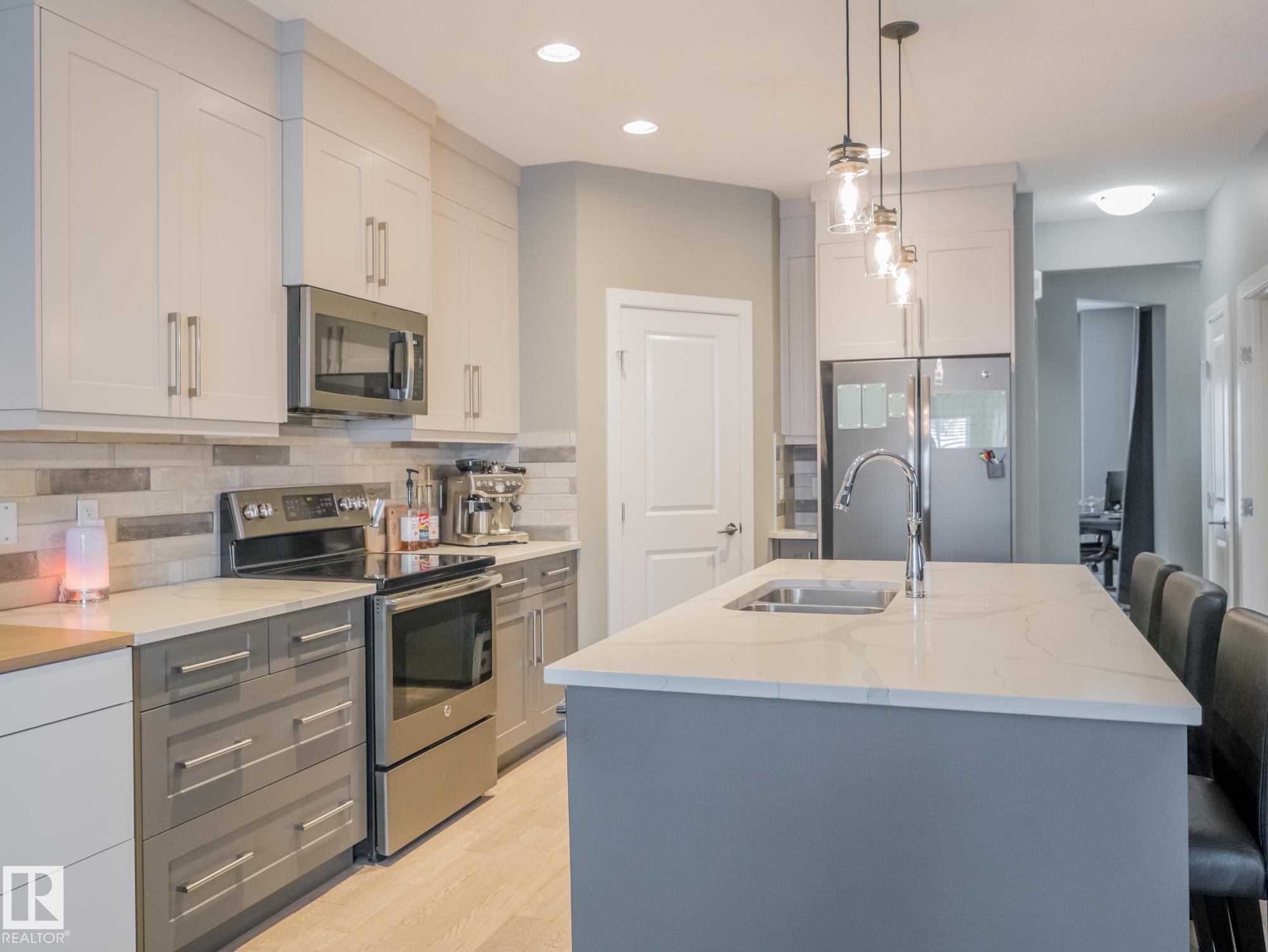 Photo 13 at 12137 103 Street NW, Westwood, Edmonton