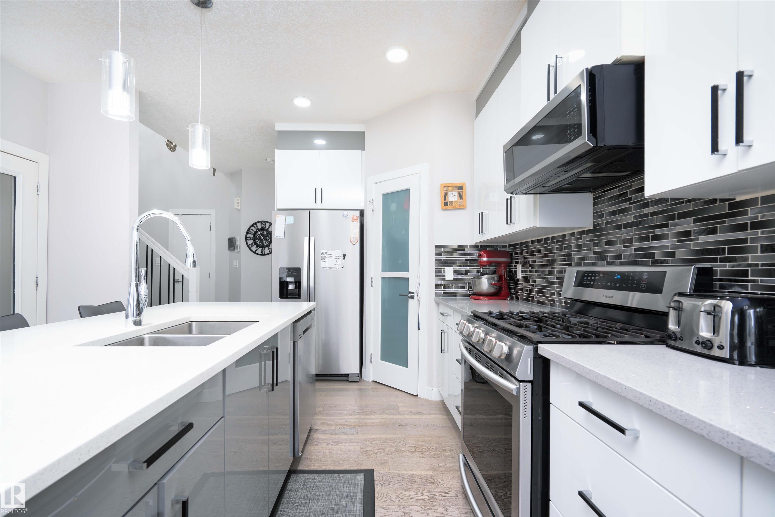 Photo 8 at 43 - 1703 16 Avenue NW, Laurel, Edmonton