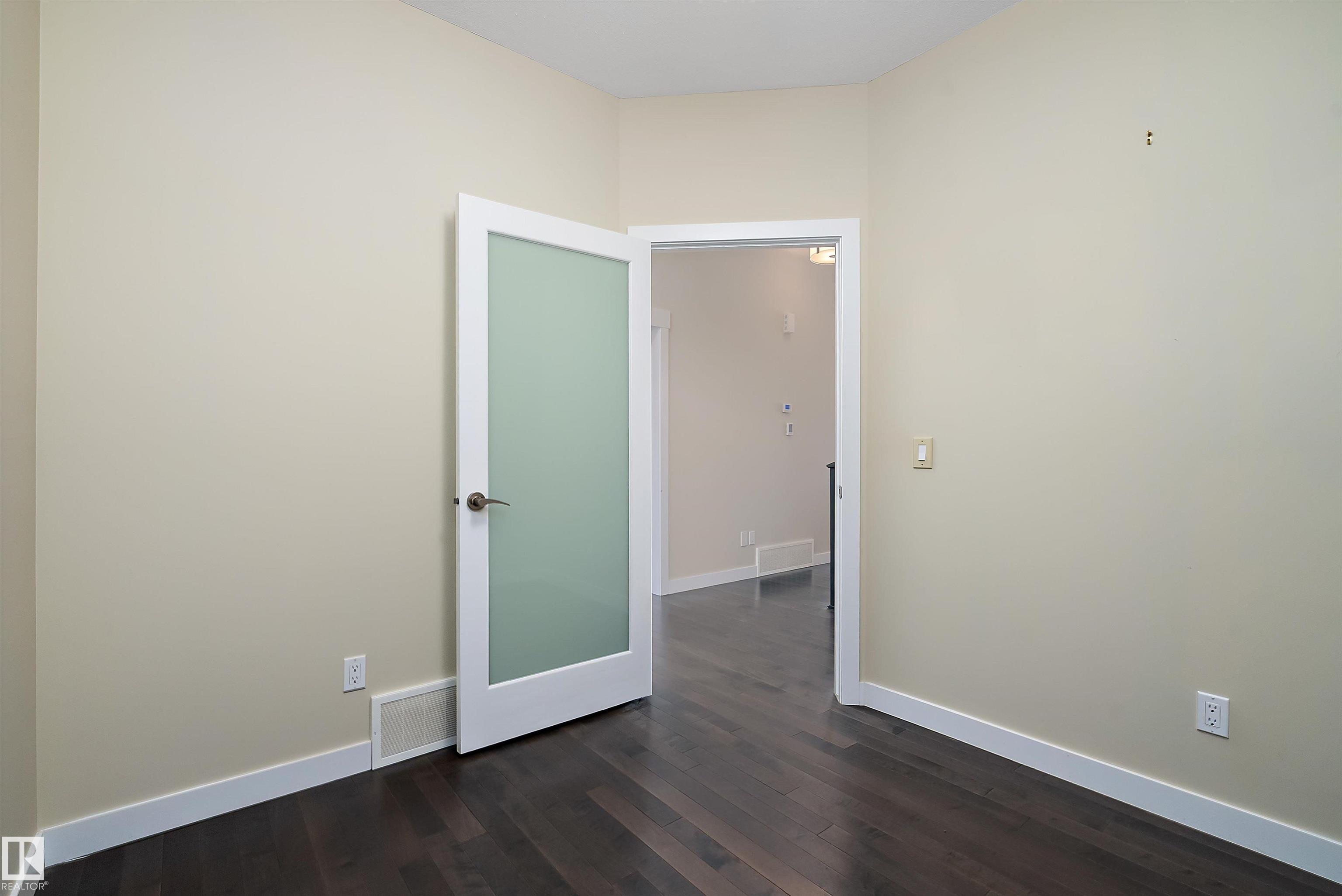 Photo 7 at 14 - 3090 Cameron Heights Way NW, Cameron Heights, Edmonton