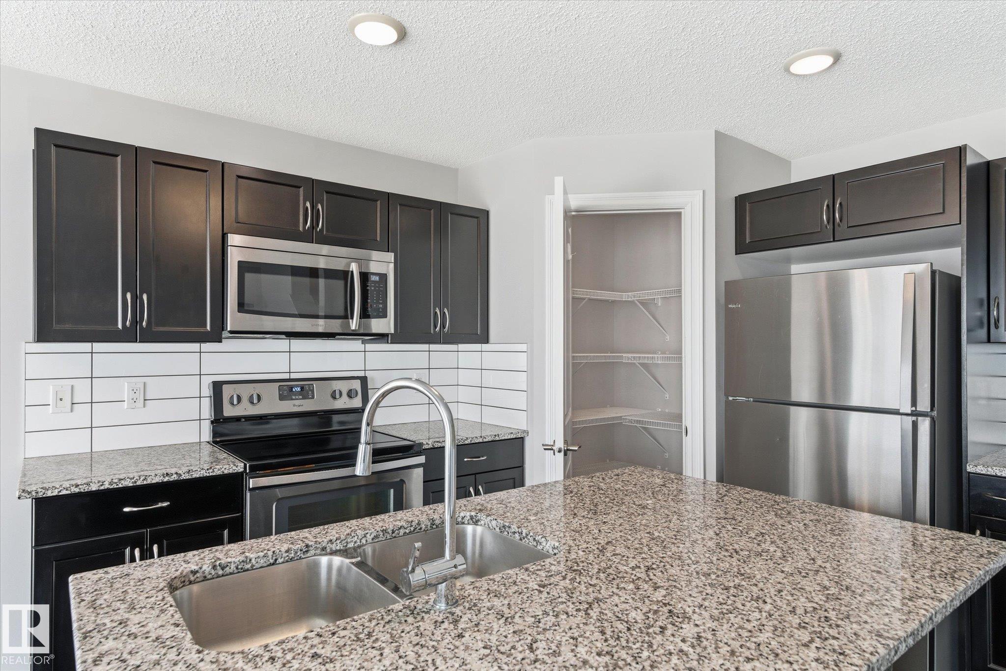 Photo 11 at 9011 217 Street NW, Rosenthal, Edmonton