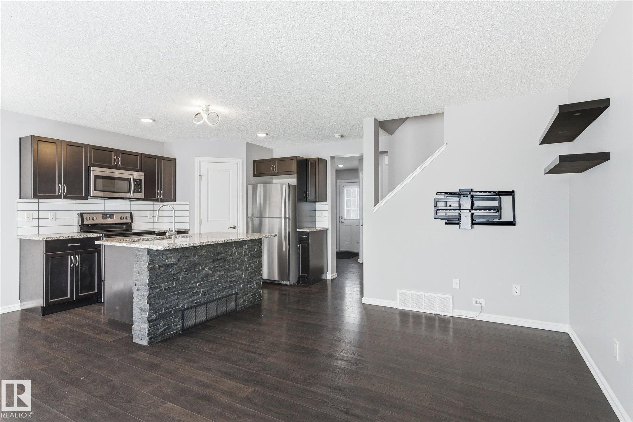 9011 217 Street NW, Rosenthal, Edmonton