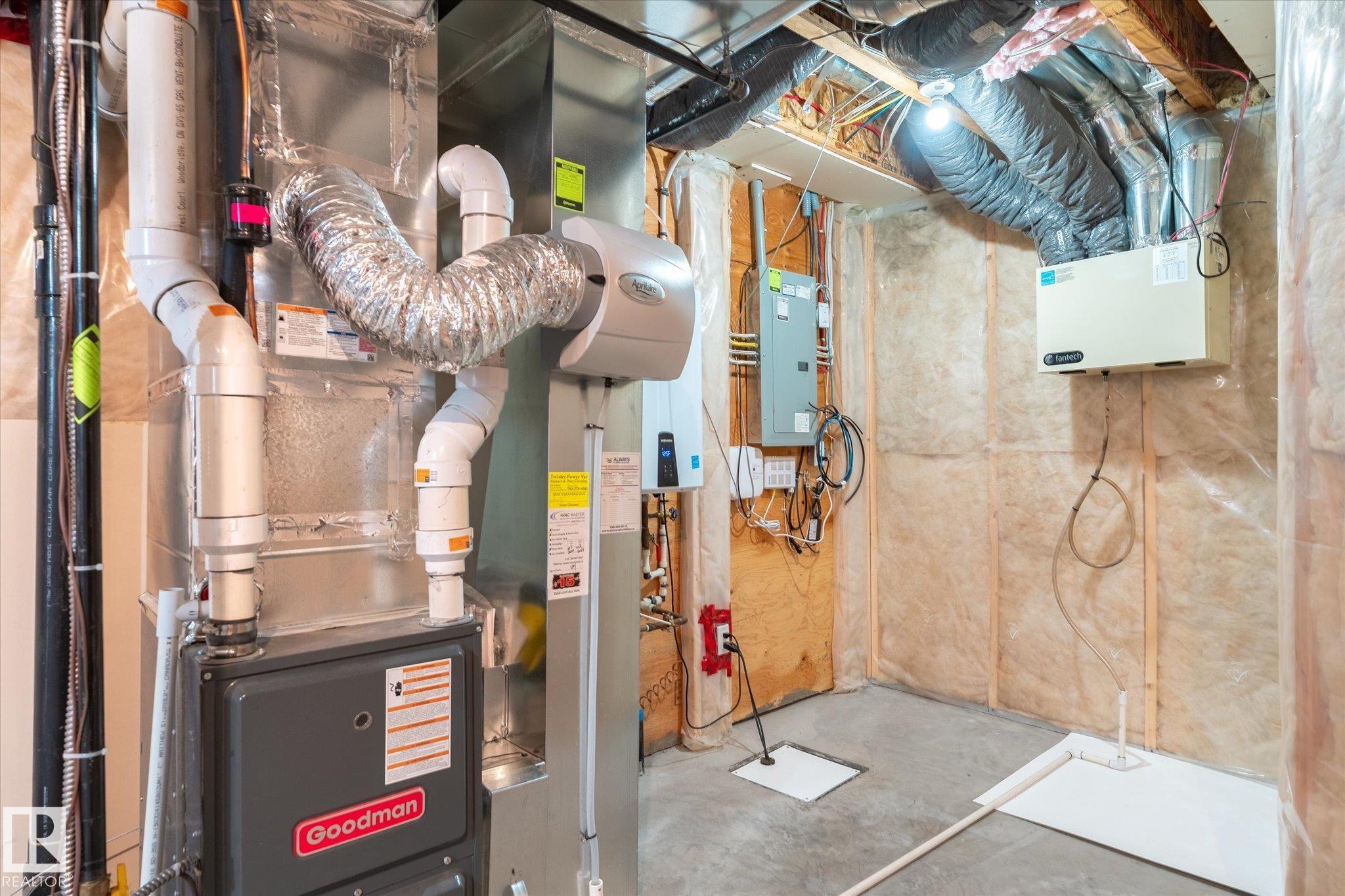 Photo 31 at 9011 217 Street NW, Rosenthal, Edmonton