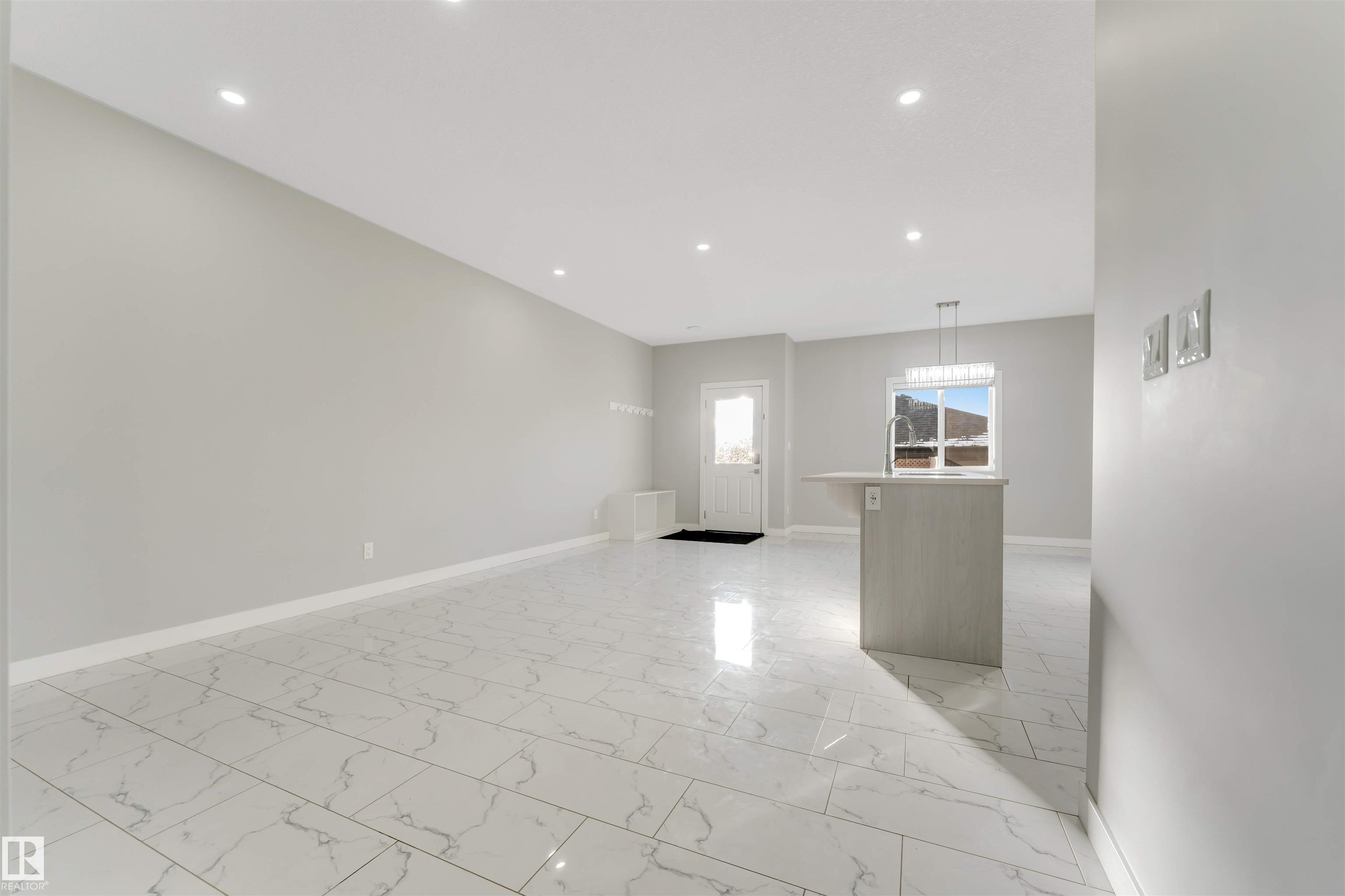 Photo 11 at 4604 35 Street, Forest Heights, Beaumont