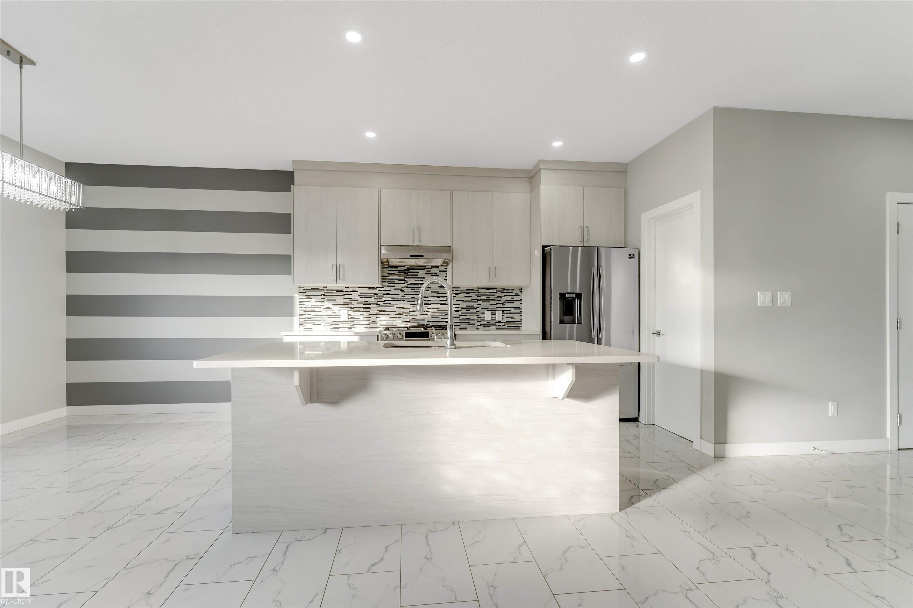 Photo 13 at 4604 35 Street, Forest Heights, Beaumont