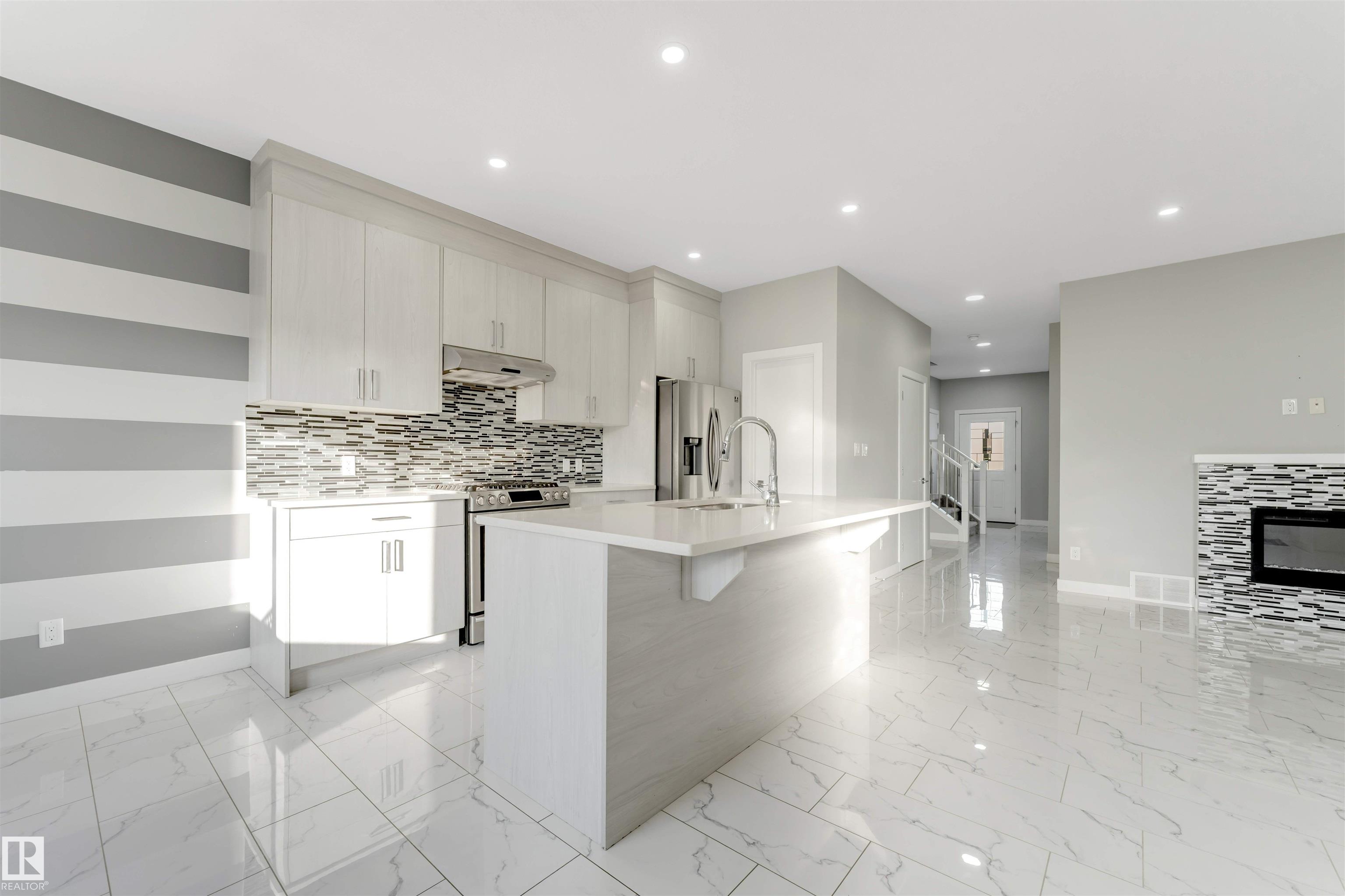 Photo 14 at 4604 35 Street, Forest Heights, Beaumont