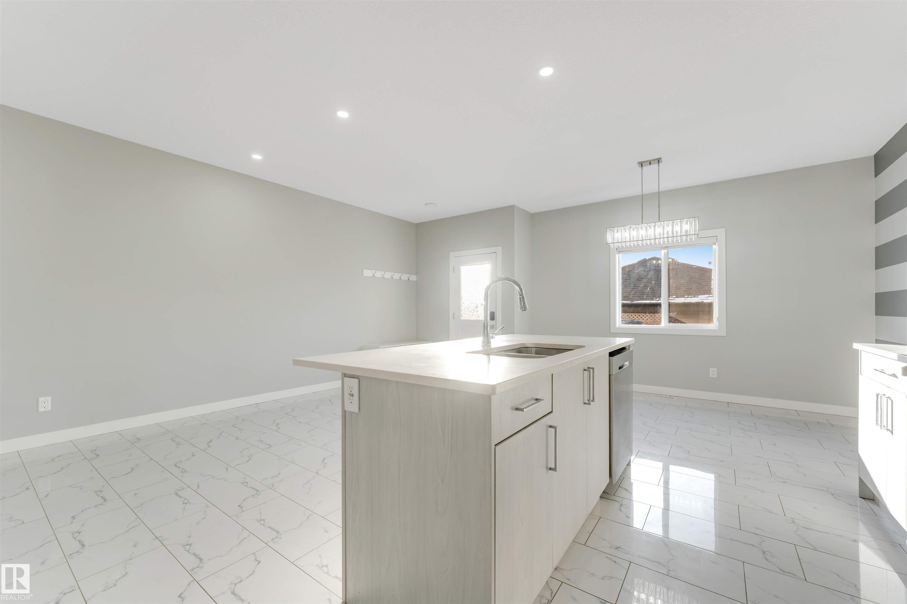 Photo 16 at 4604 35 Street, Forest Heights, Beaumont