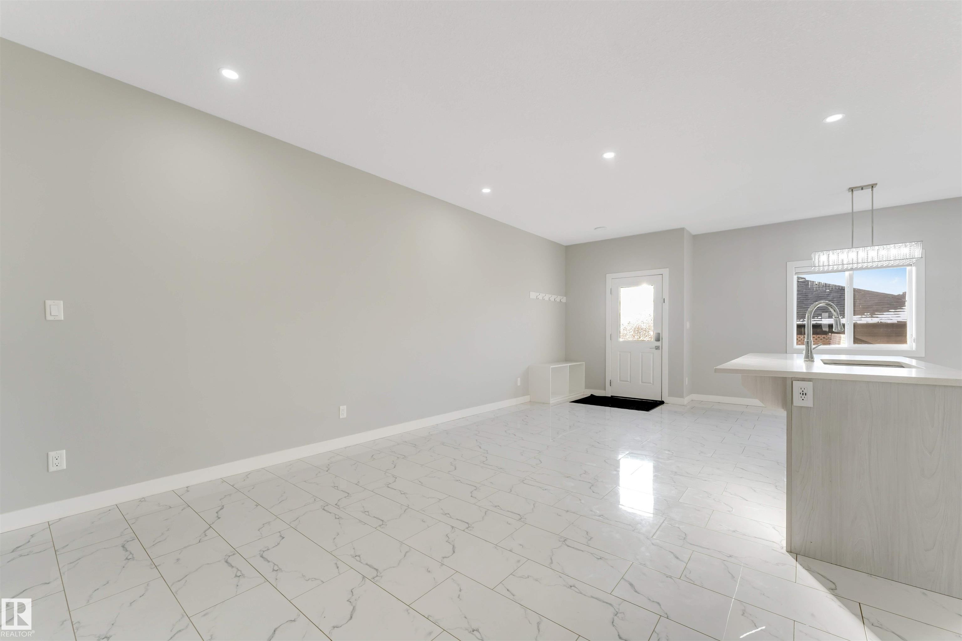 Photo 22 at 4604 35 Street, Forest Heights, Beaumont