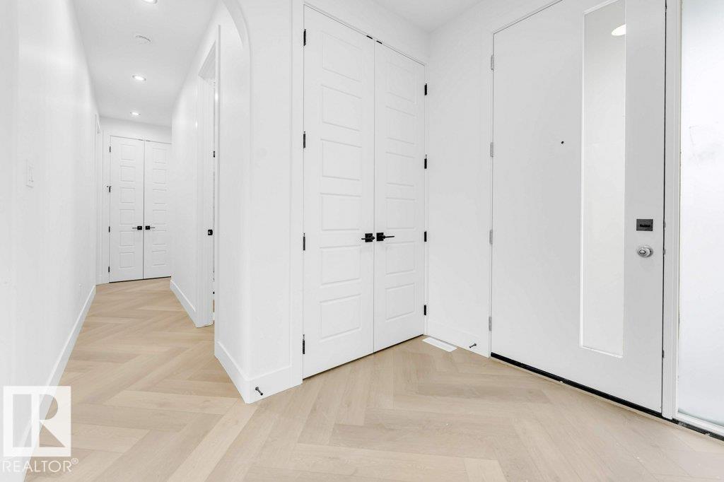 Photo 4 at 16840 33 Avenue SW, Glenridding Ravine, Edmonton