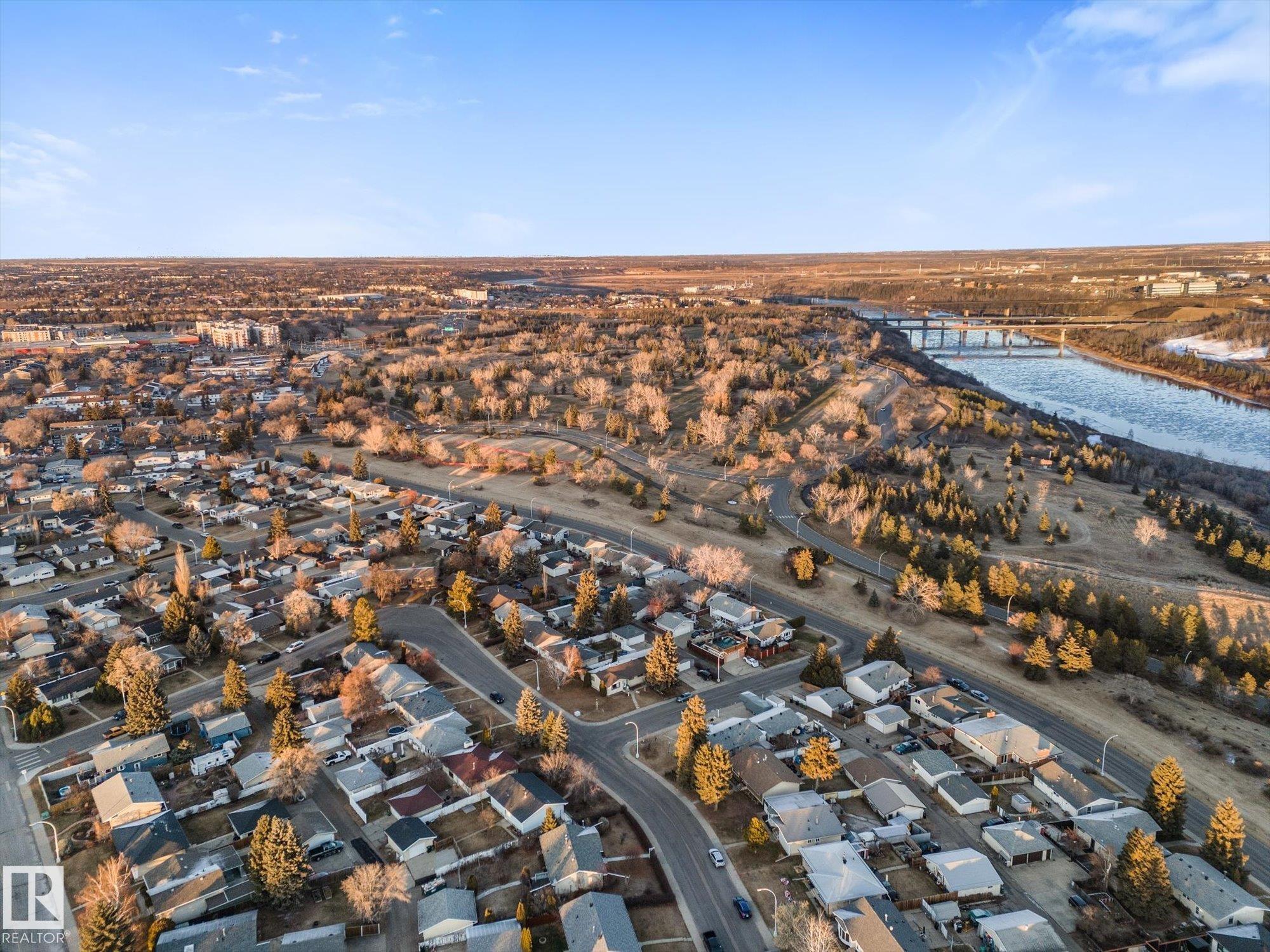 Photo 16 at 165 - 3308 113 Avenue NW, Rundle Heights, Edmonton