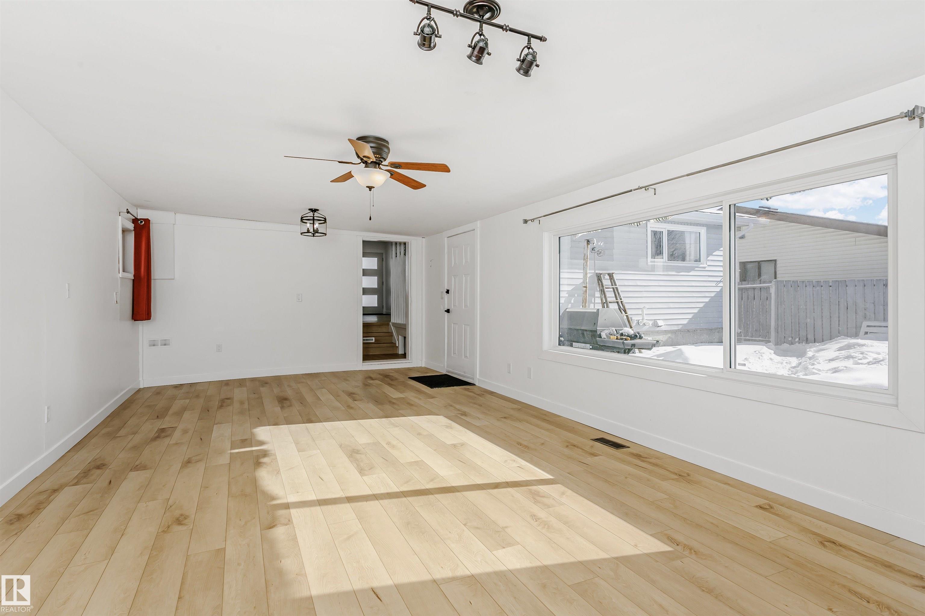 Photo 22 at 13520 113a Street NW, Kensington, Edmonton