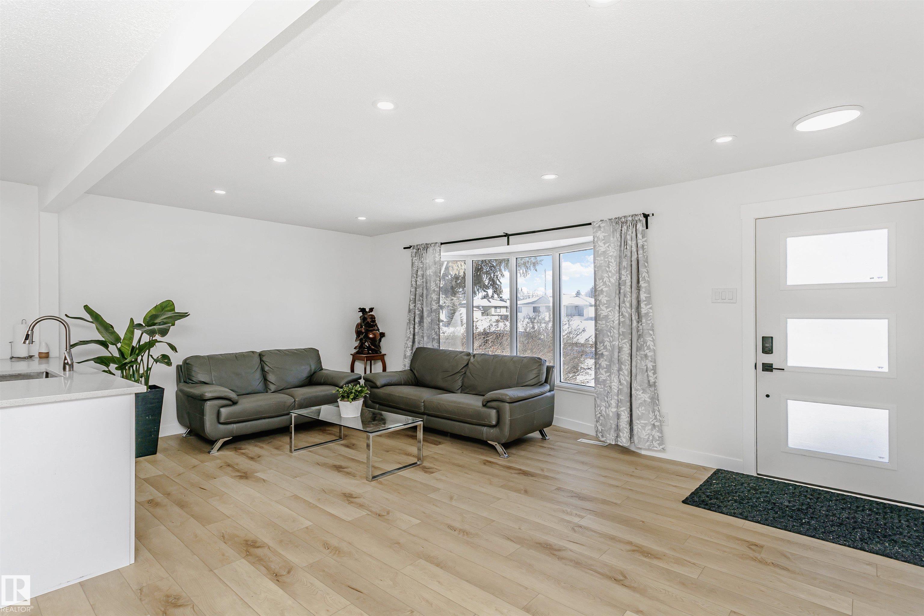 Picture for 13520 113A ST NW