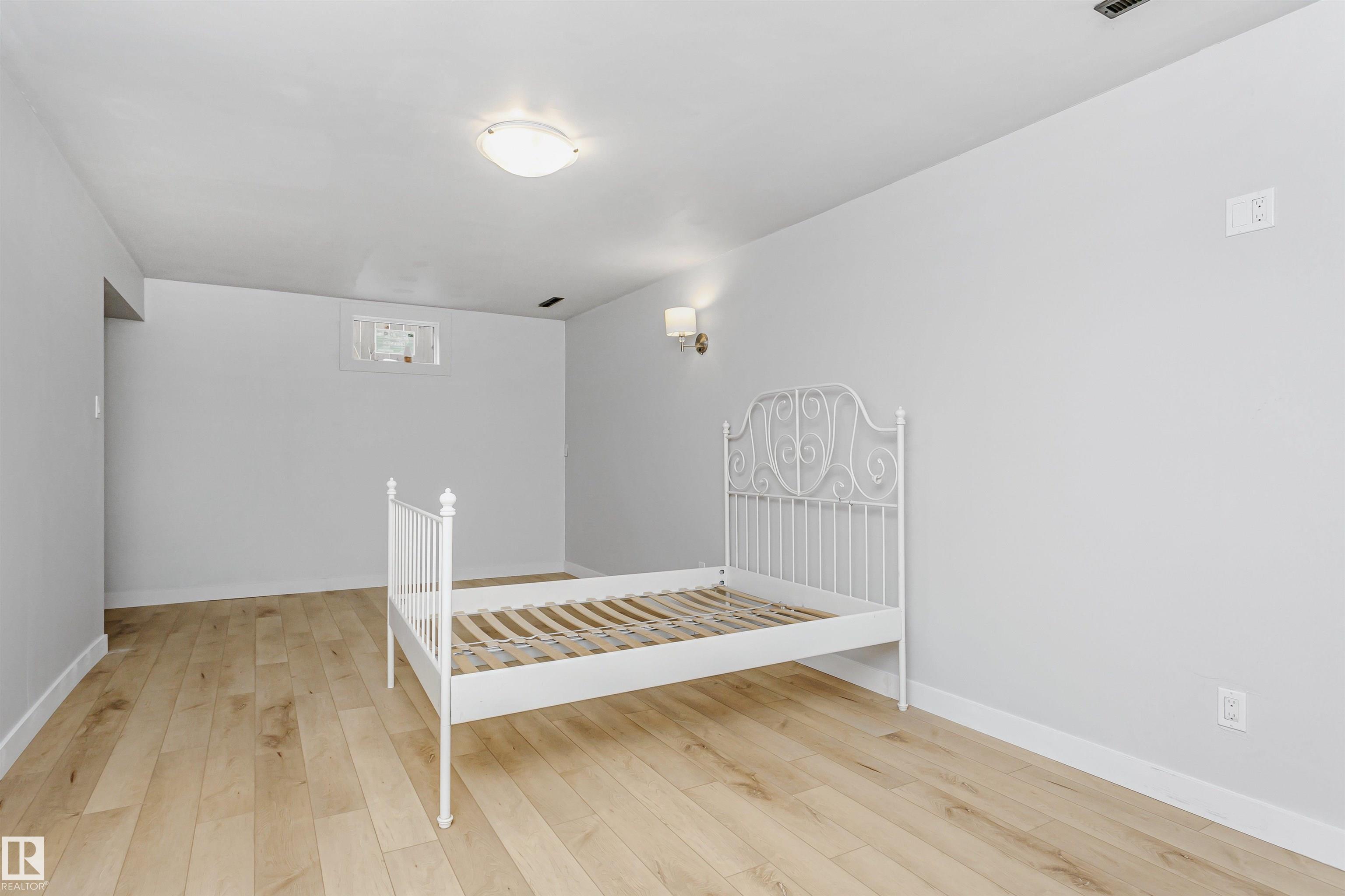 Photo 37 at 13520 113a Street NW, Kensington, Edmonton