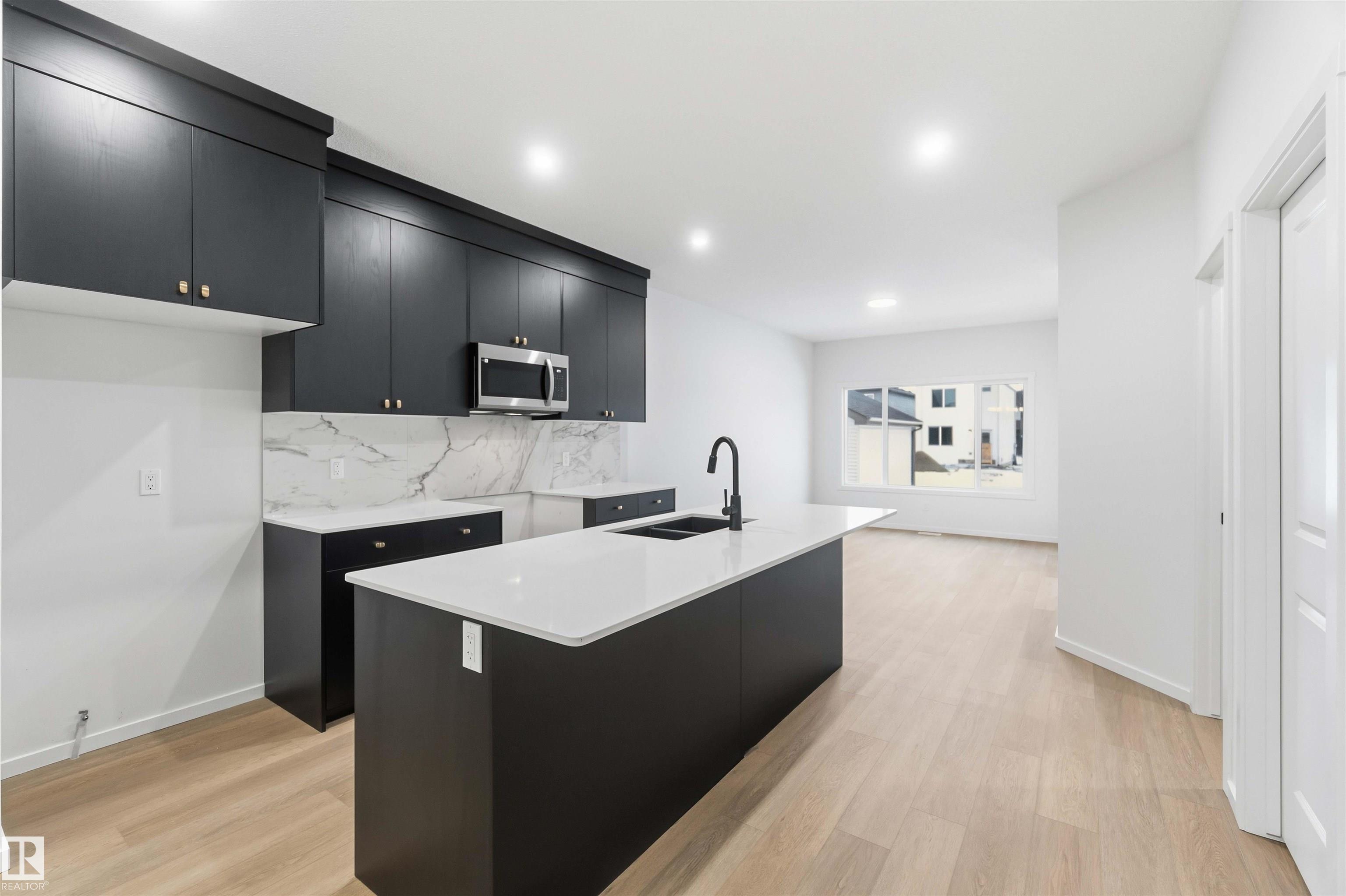 Picture for 8652 EDGEMONT LINK LI NW