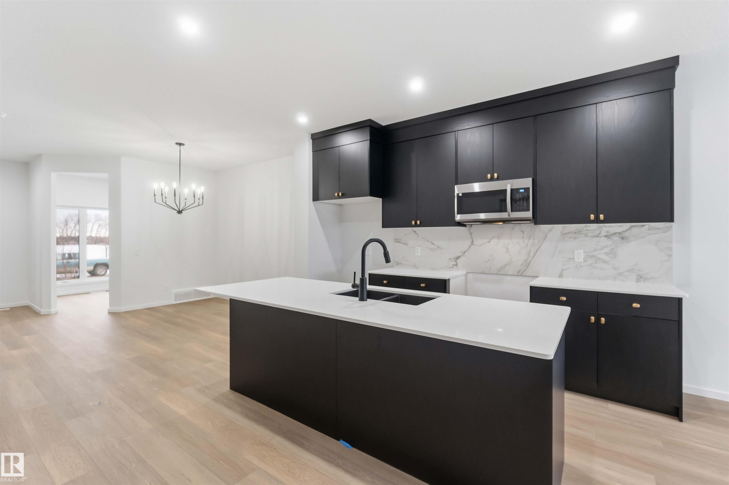 Picture for 8652 EDGEMONT LINK LI NW