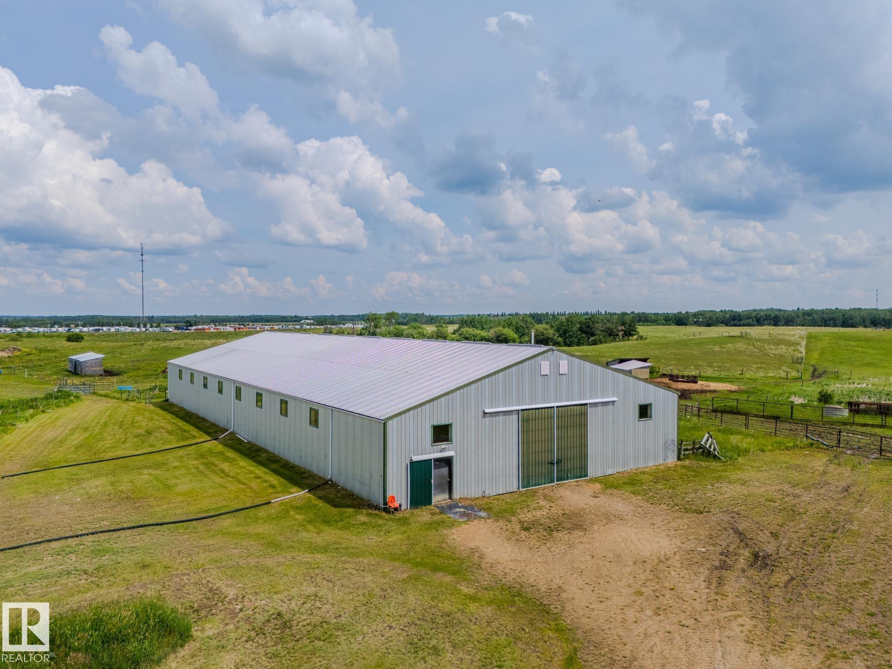 Photo 19 at 53153 Rge Road 213, None, Rural Strathcona County