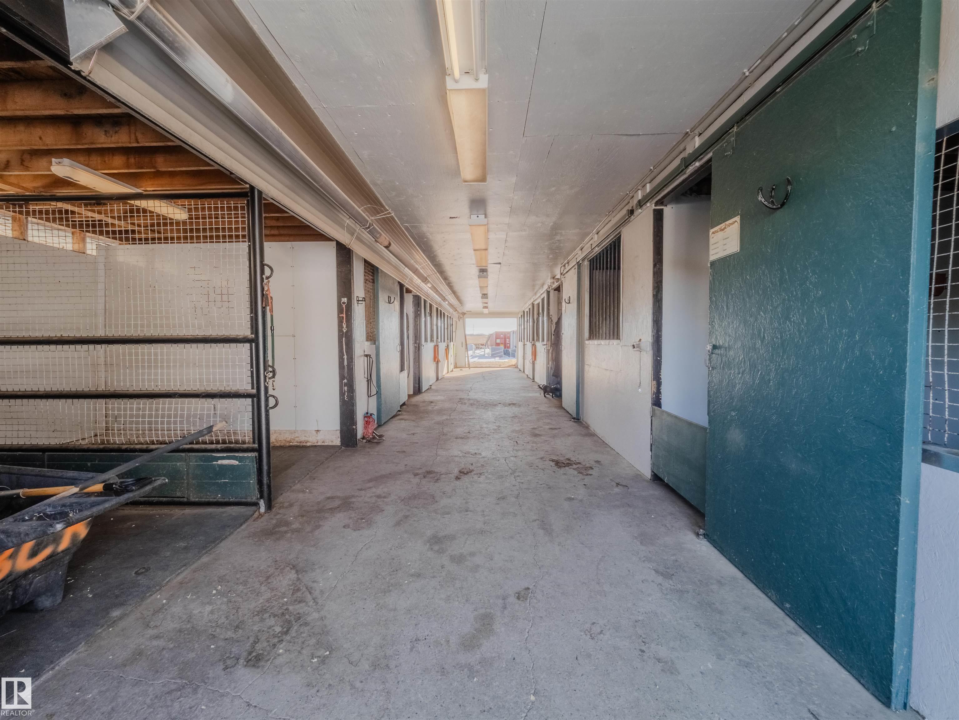 Photo 10 at 53153 Rge Road 213, None, Rural Strathcona County