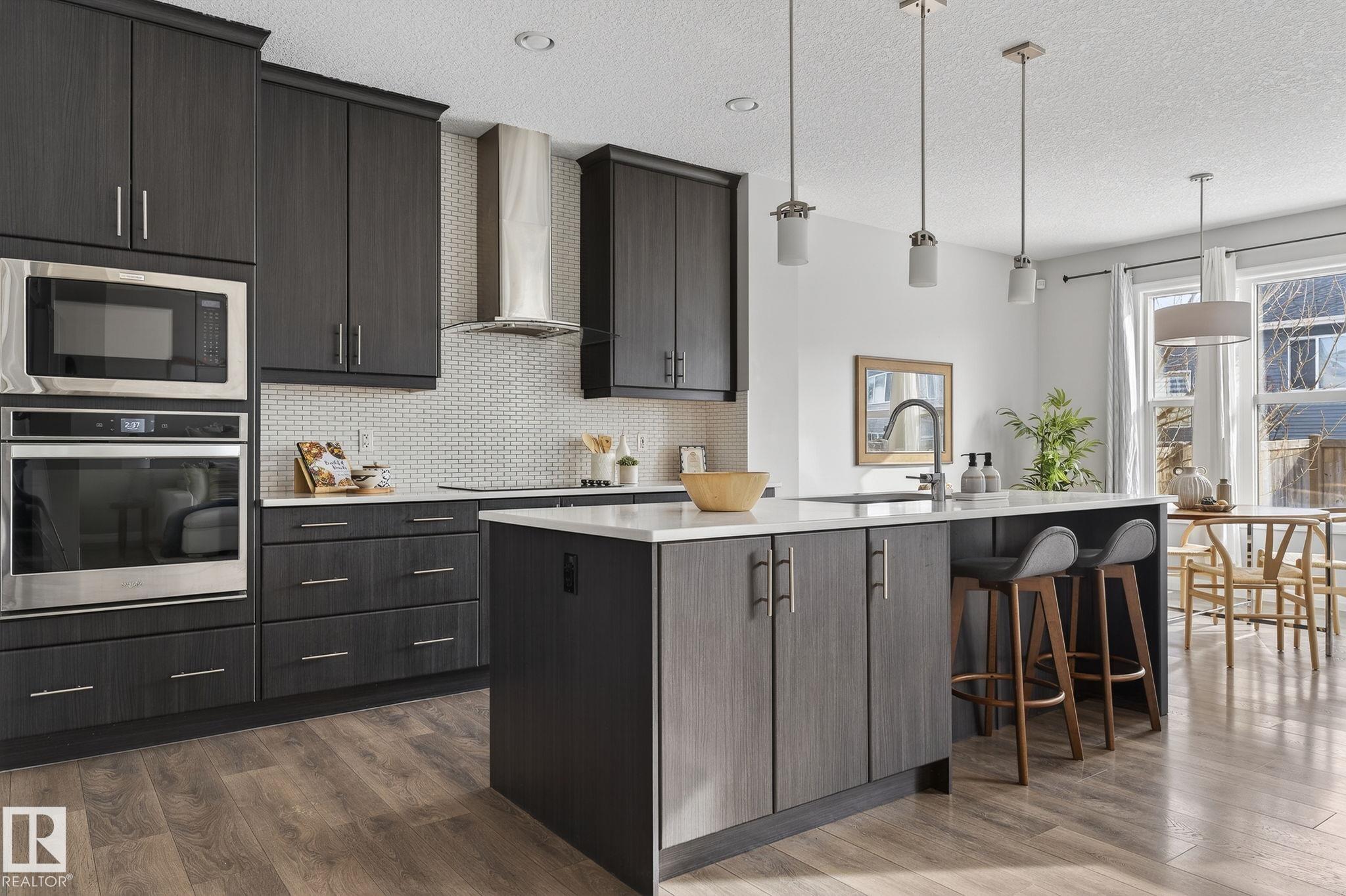 Picture for 22921 94A AV NW