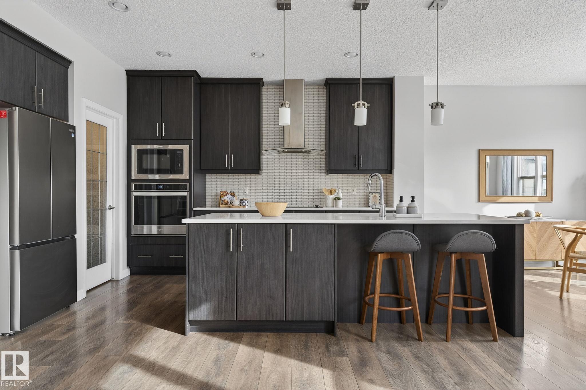 Picture for 22921 94A AV NW