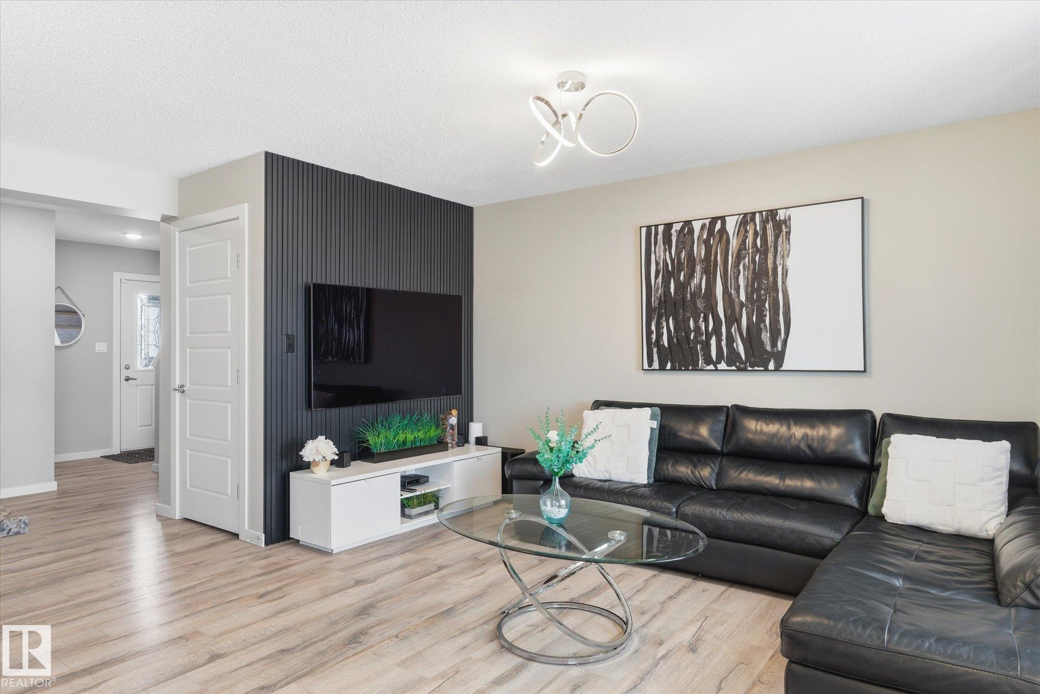 9013 217 Street NW, Rosenthal, Edmonton