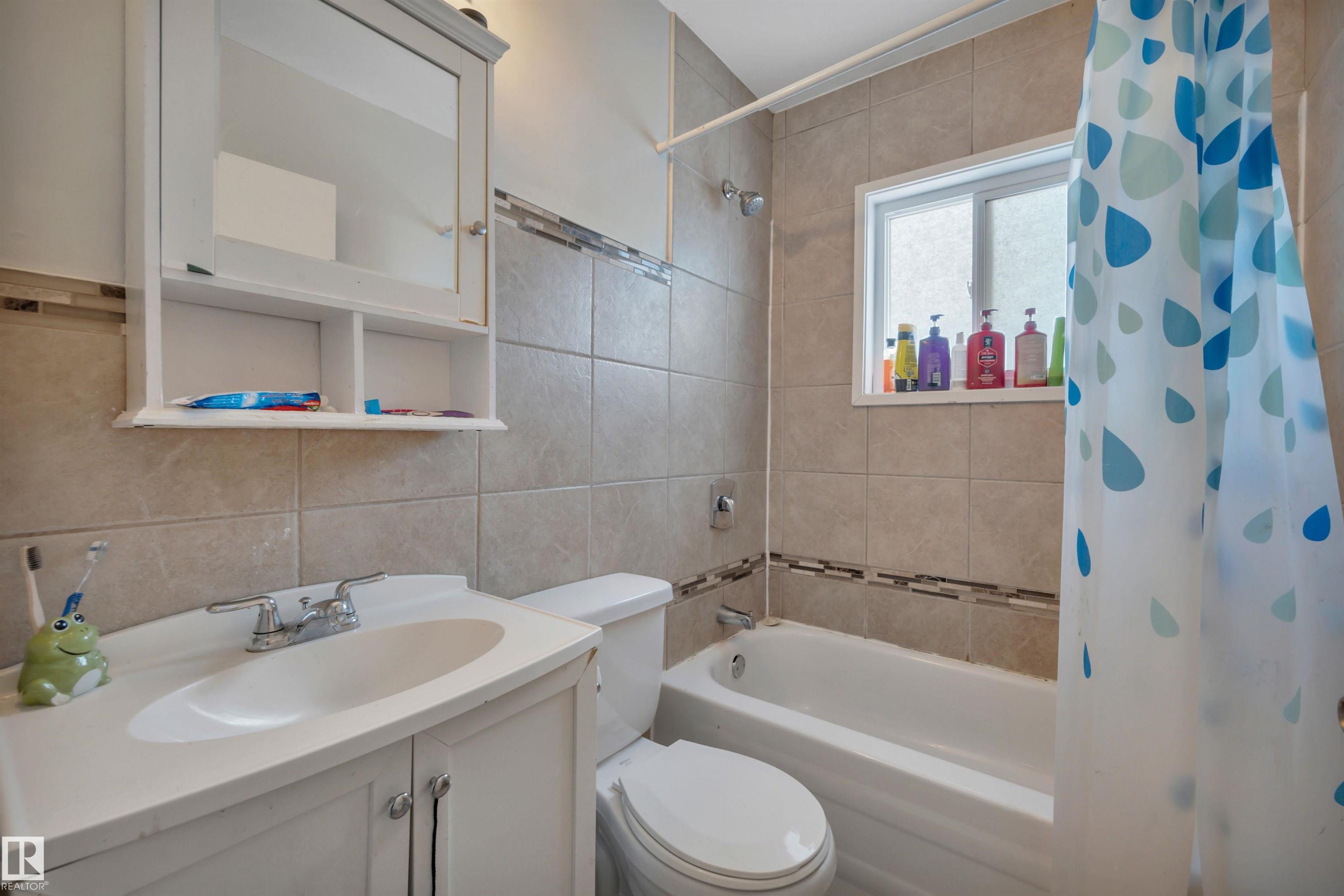 Picture for 9851 67 AV NW