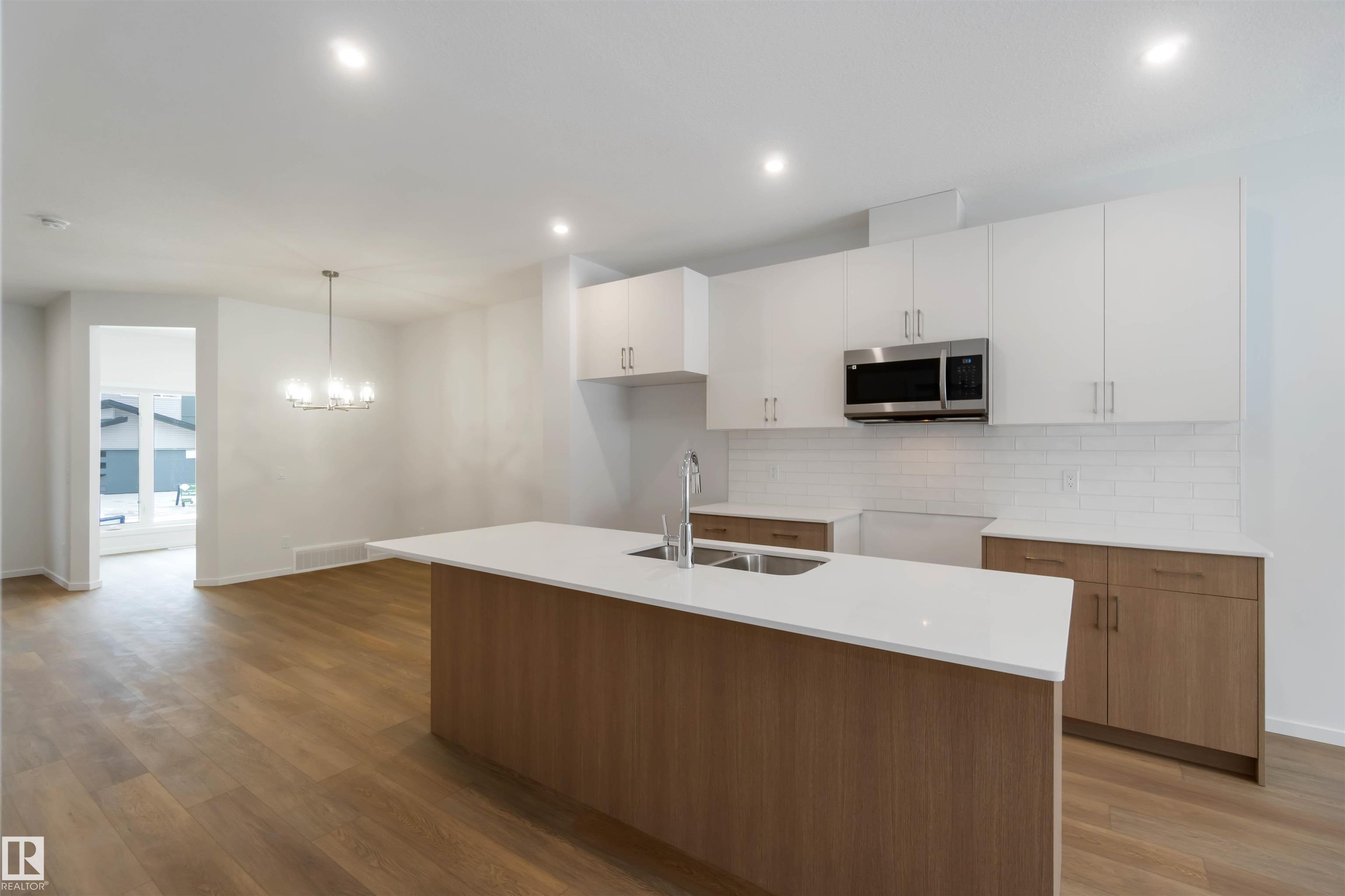 Picture for 18912 28 AV NW