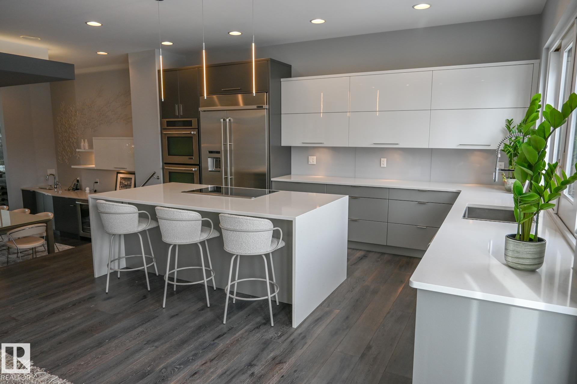 Photo 12 at 9509 99b Street NW, Strathcona, Edmonton