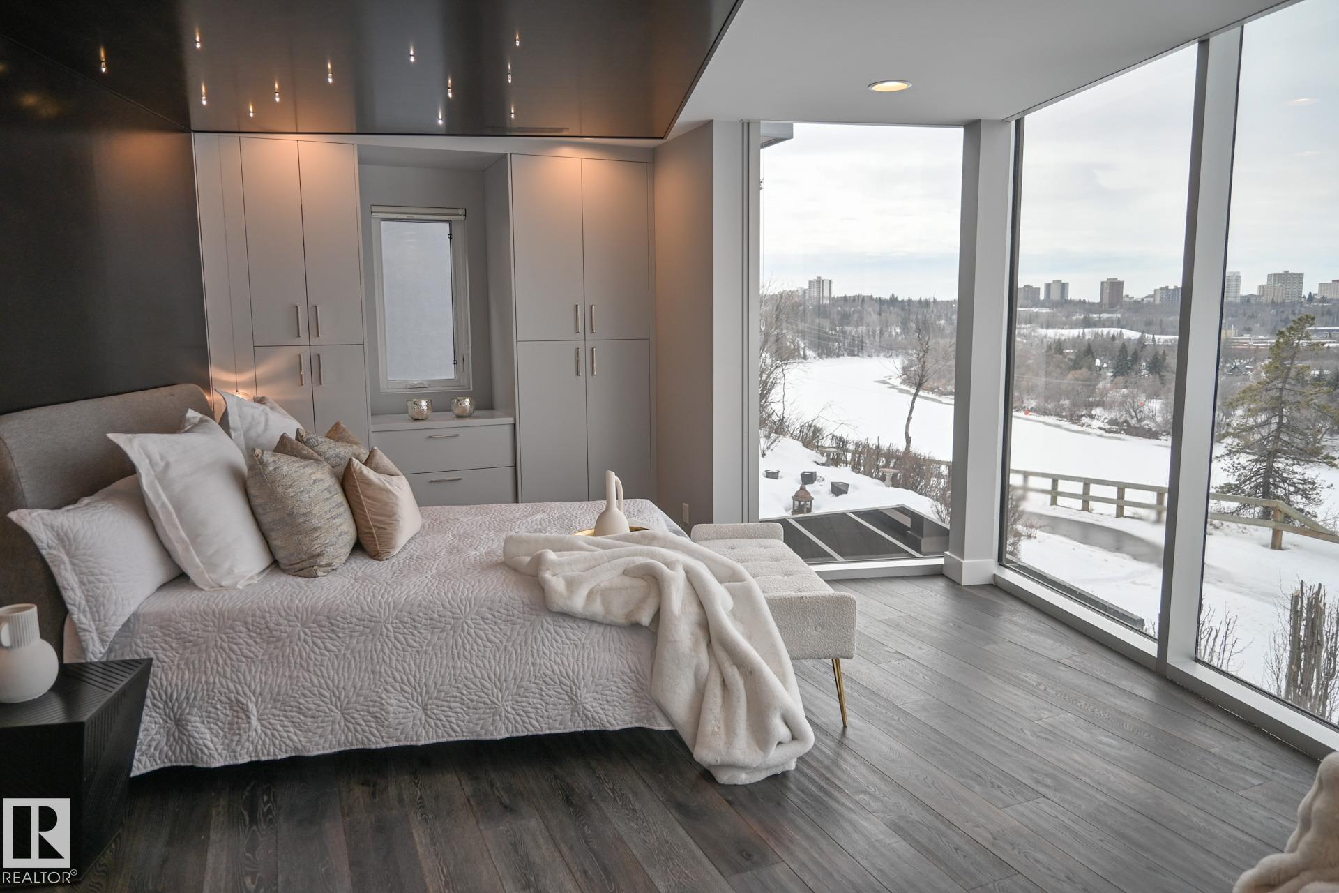 Photo 22 at 9509 99b Street NW, Strathcona, Edmonton