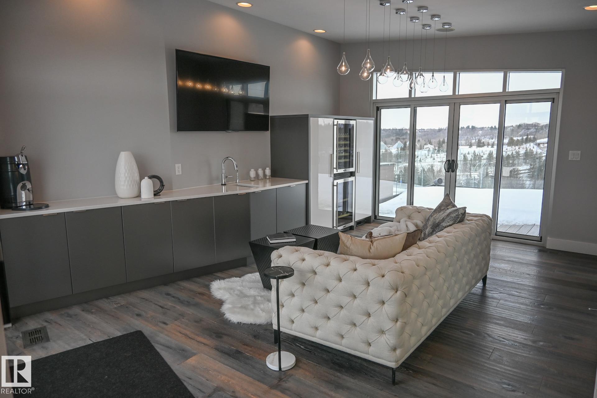 Photo 38 at 9509 99b Street NW, Strathcona, Edmonton