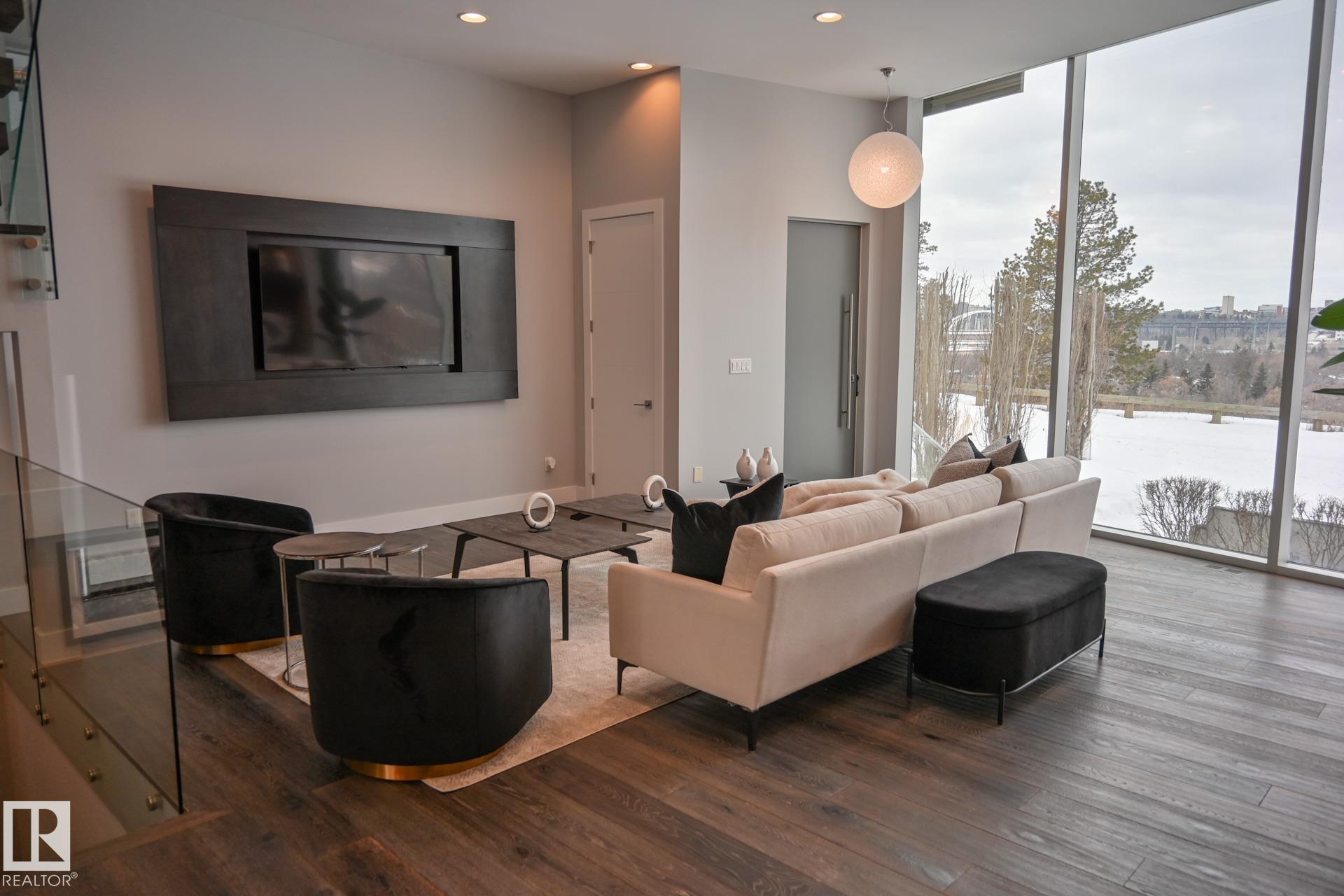 Picture for 9509 99B ST NW