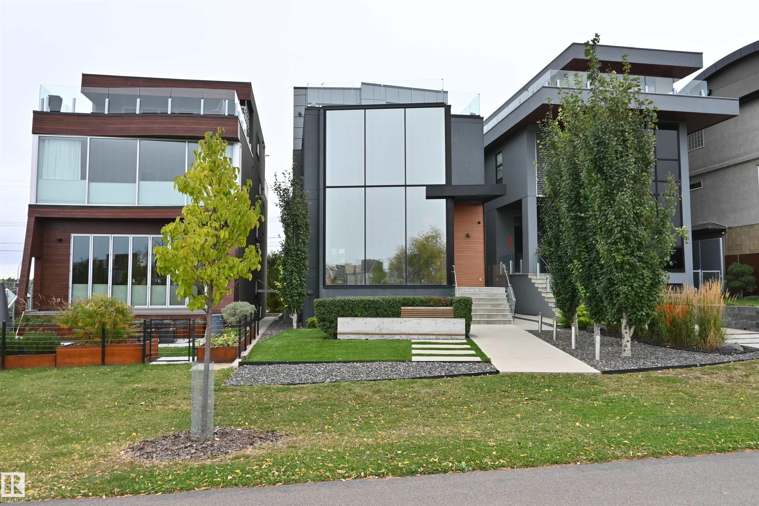 Photo 60 at 9509 99b Street NW, Strathcona, Edmonton