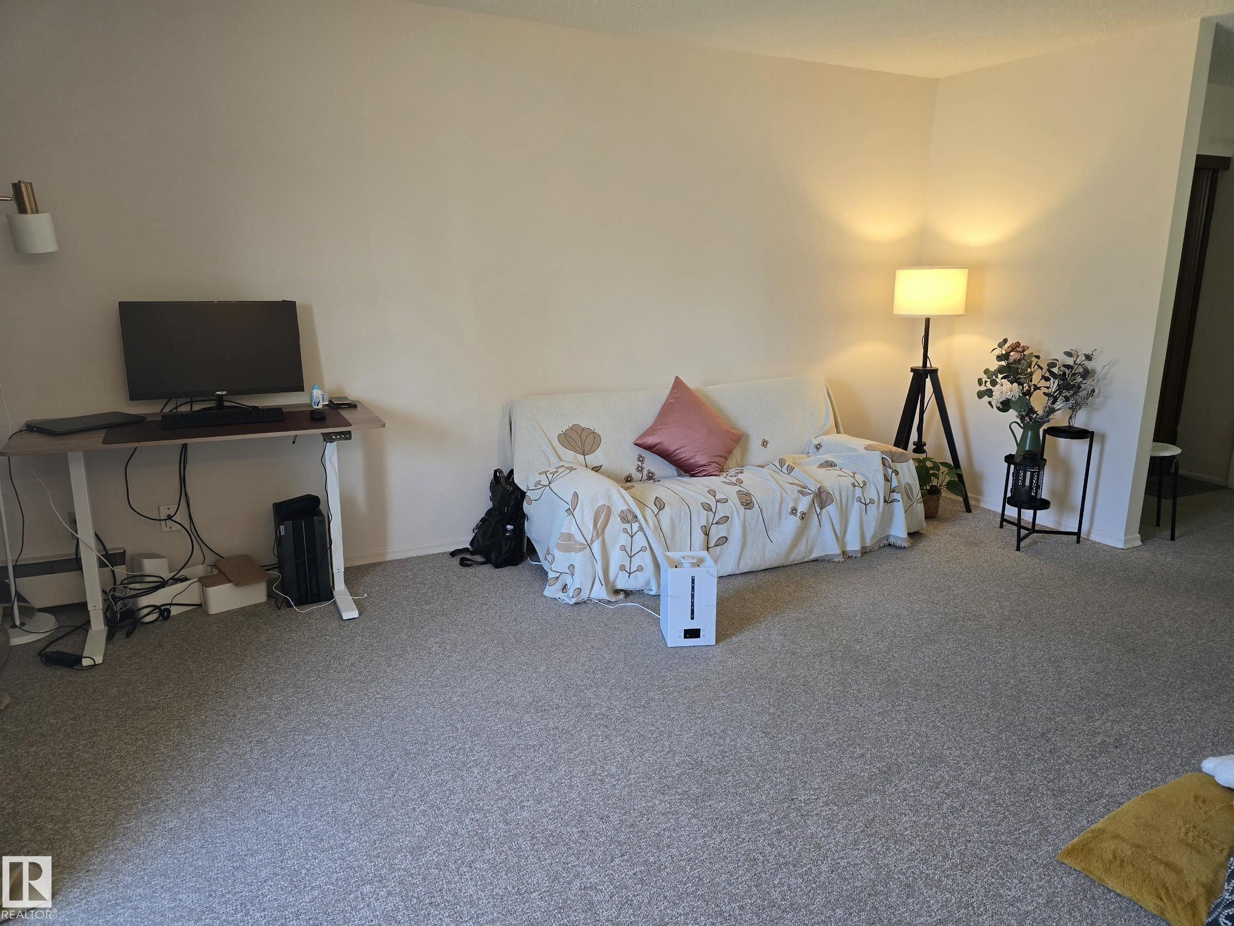 Picture for #102 18204 93 AV NW