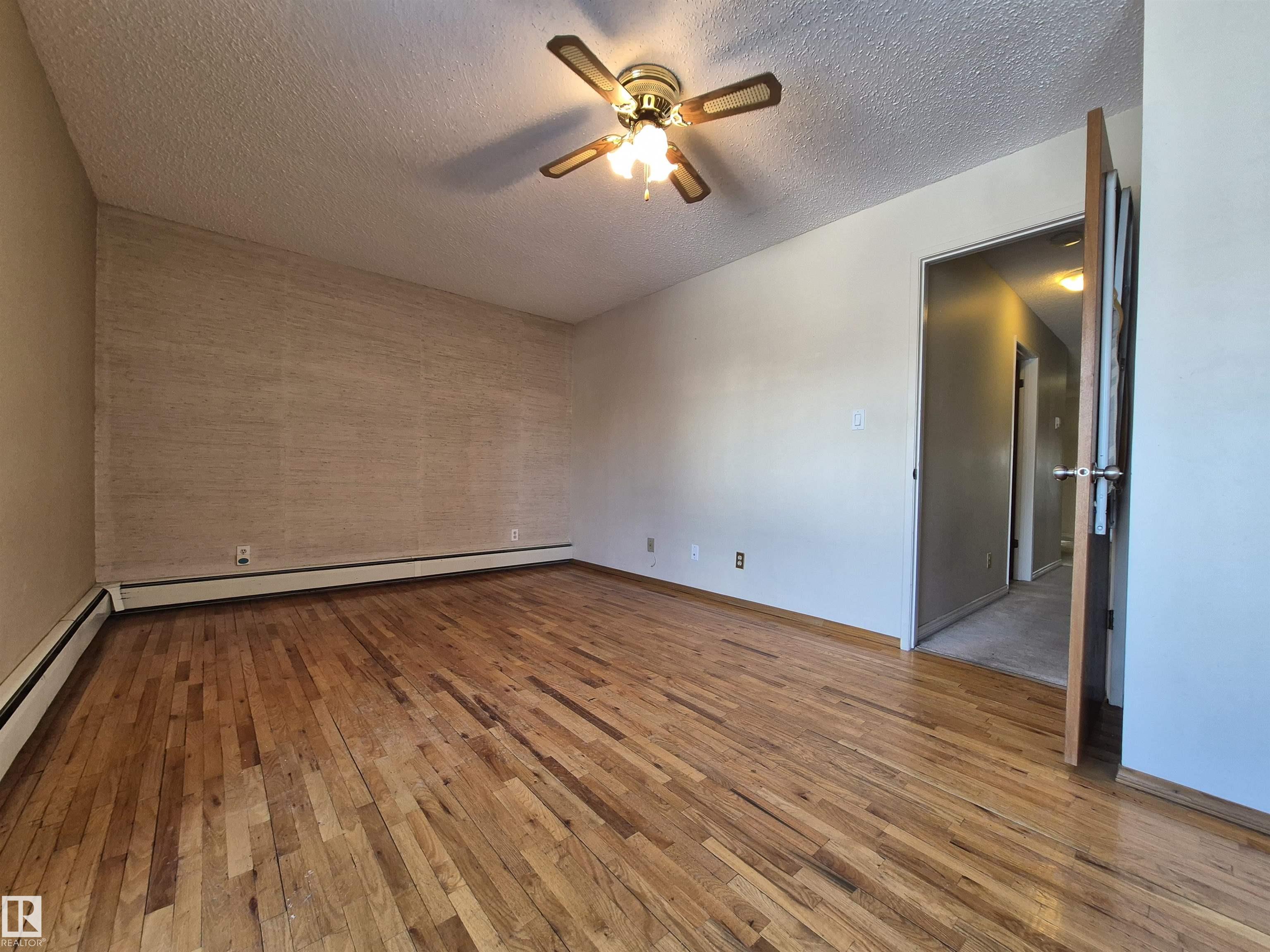 Picture for #4 9140 149 ST NW