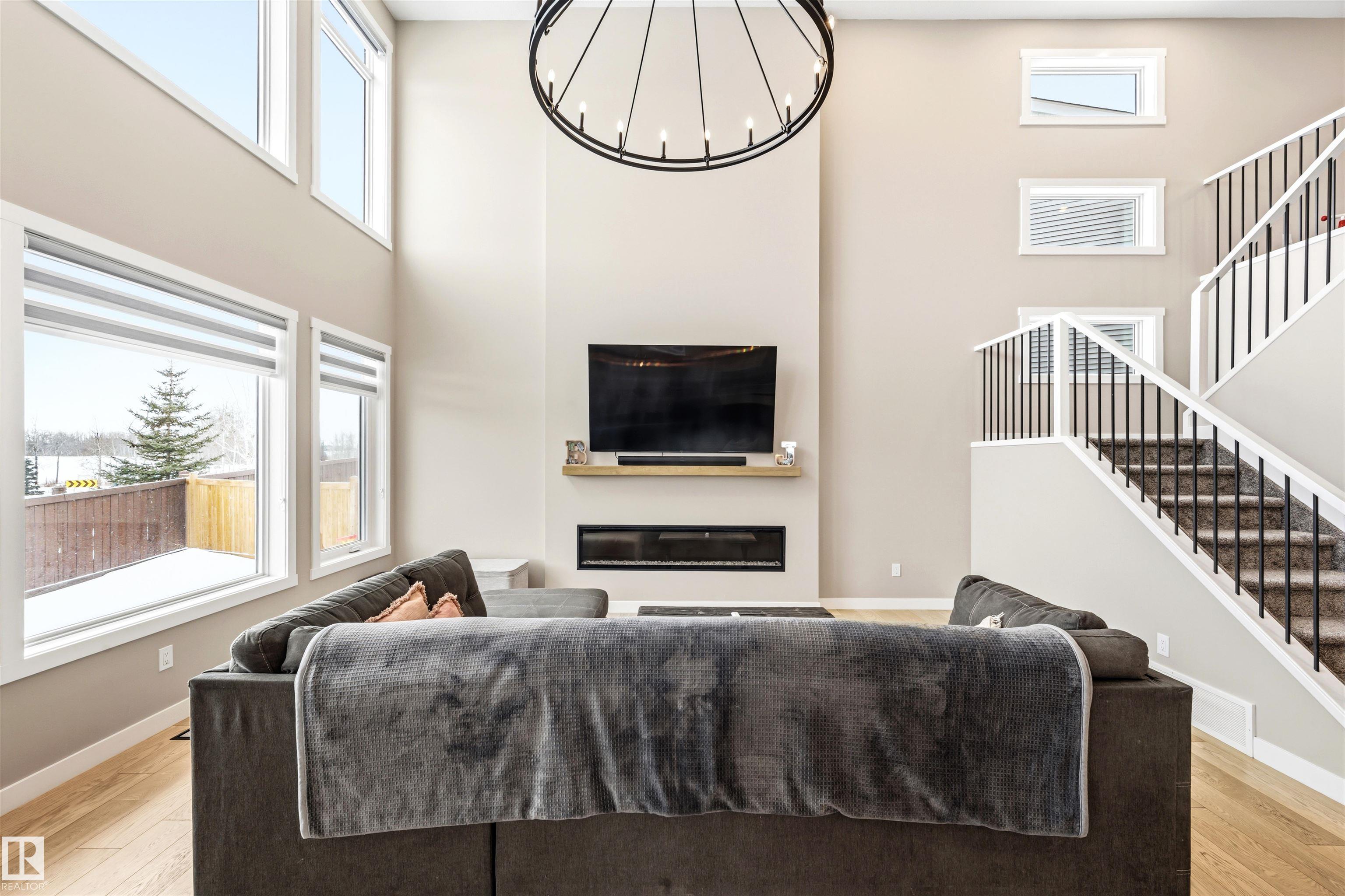 Photo 14 at 3 Elwyck Gate, Fenwyck, Spruce Grove