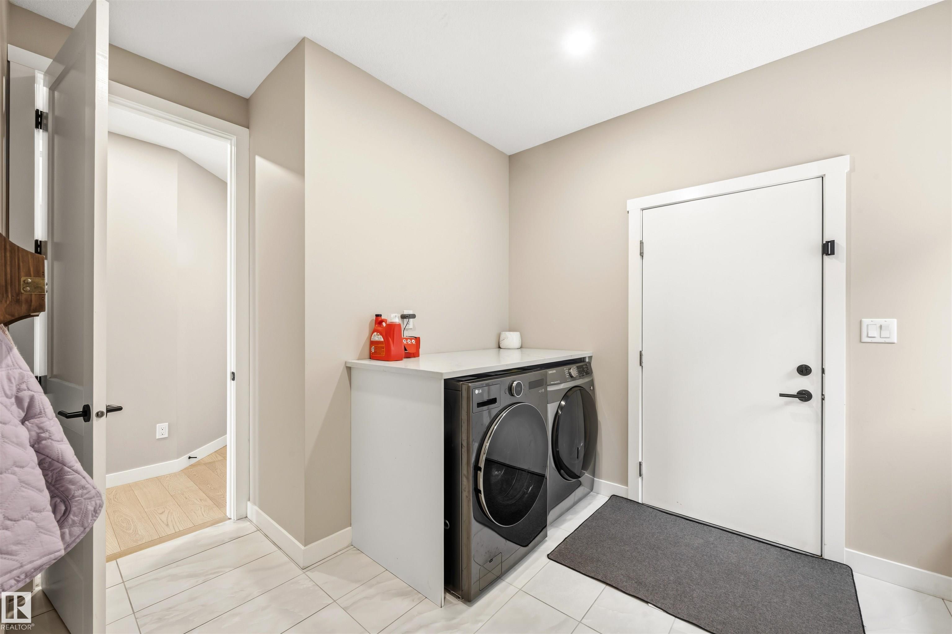 Photo 17 at 3 Elwyck Gate, Fenwyck, Spruce Grove