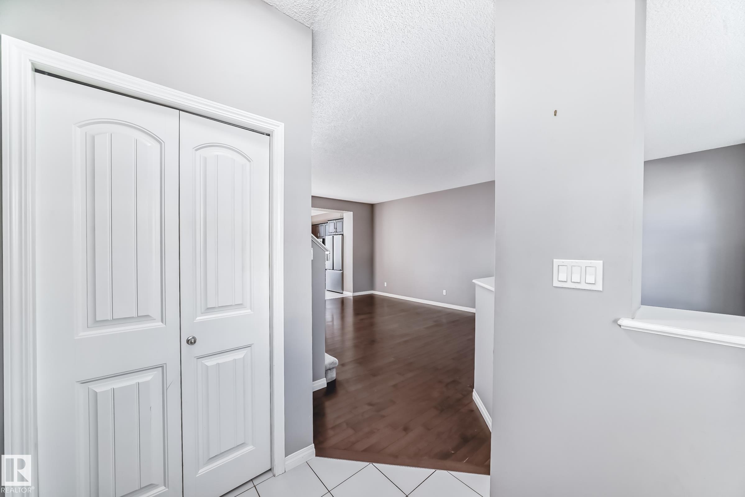 Picture for 3116 ARTHURS CR SW