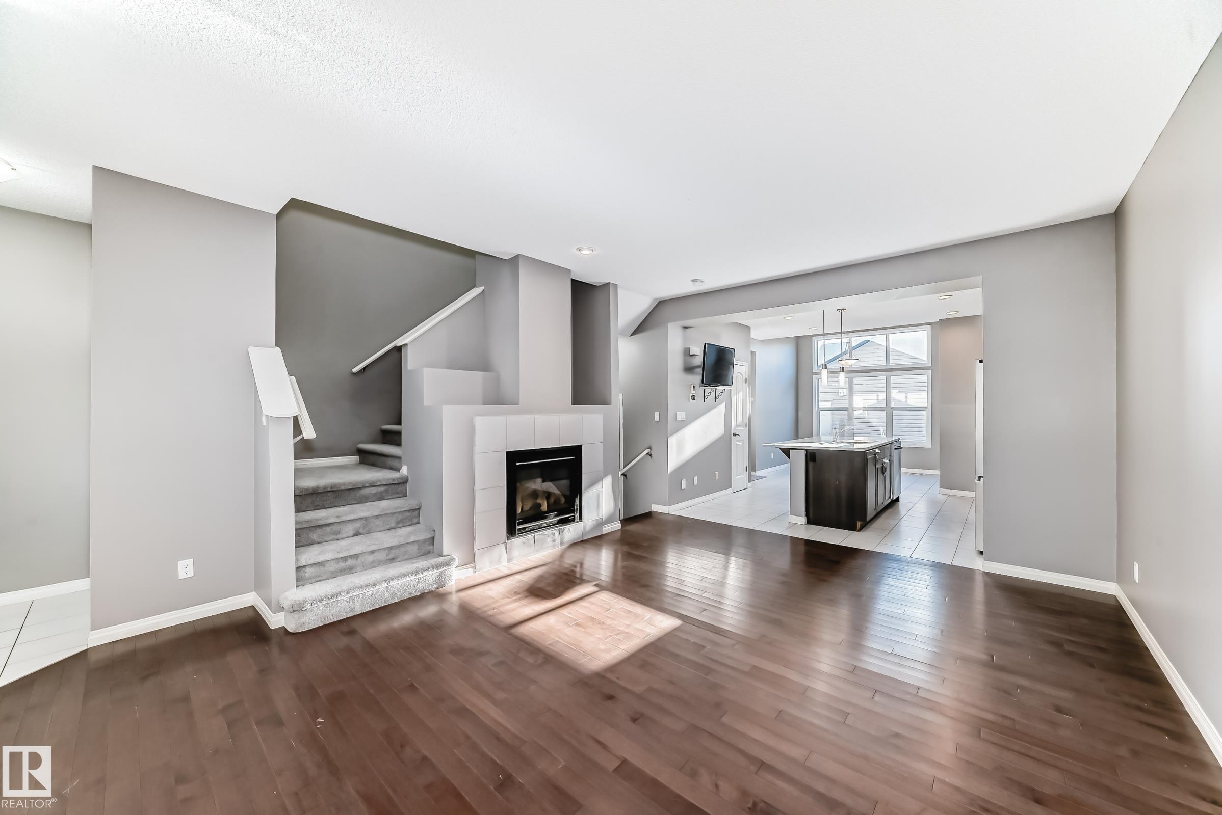 Picture for 3116 ARTHURS CR SW