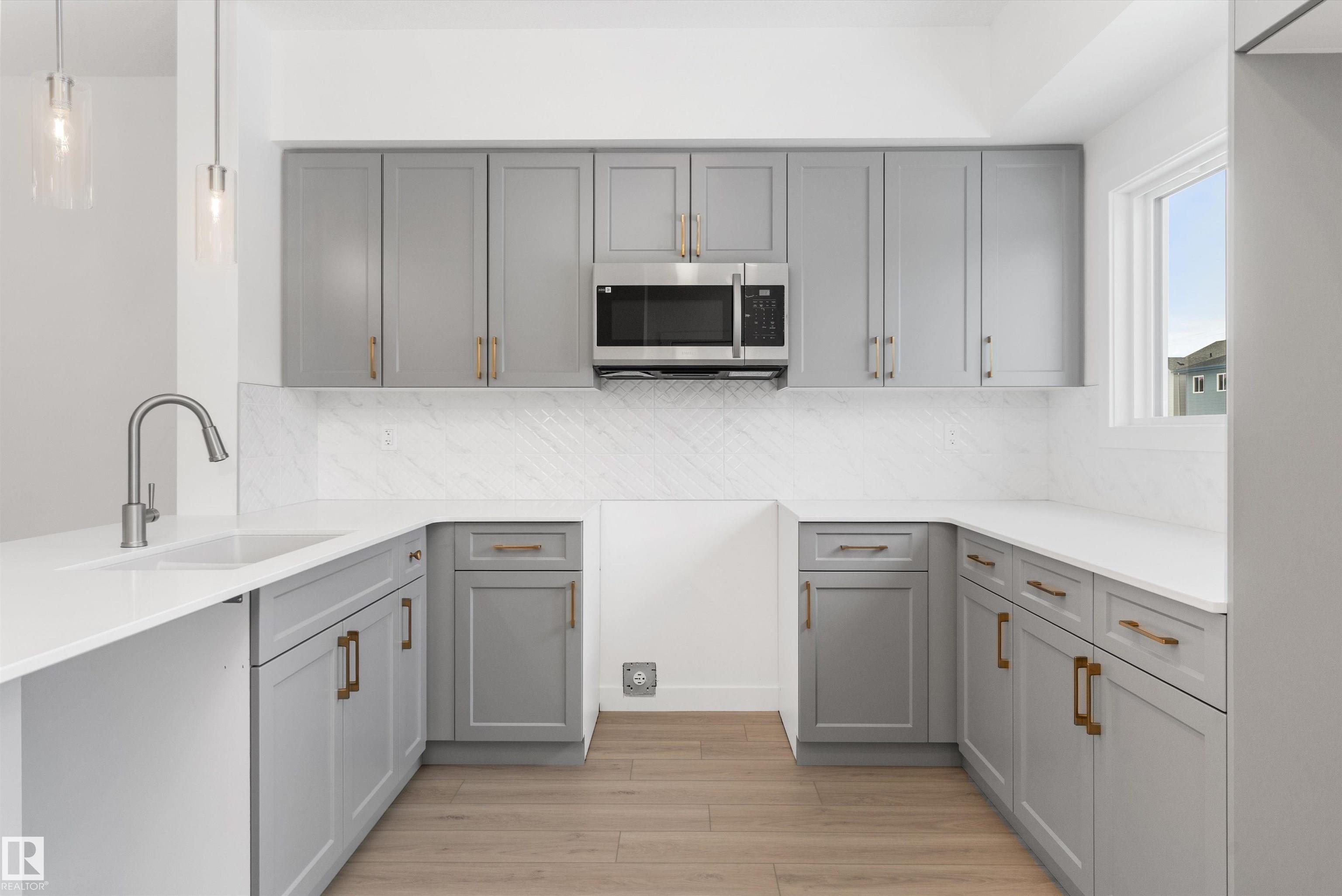 Picture for 18816 28 AV NW