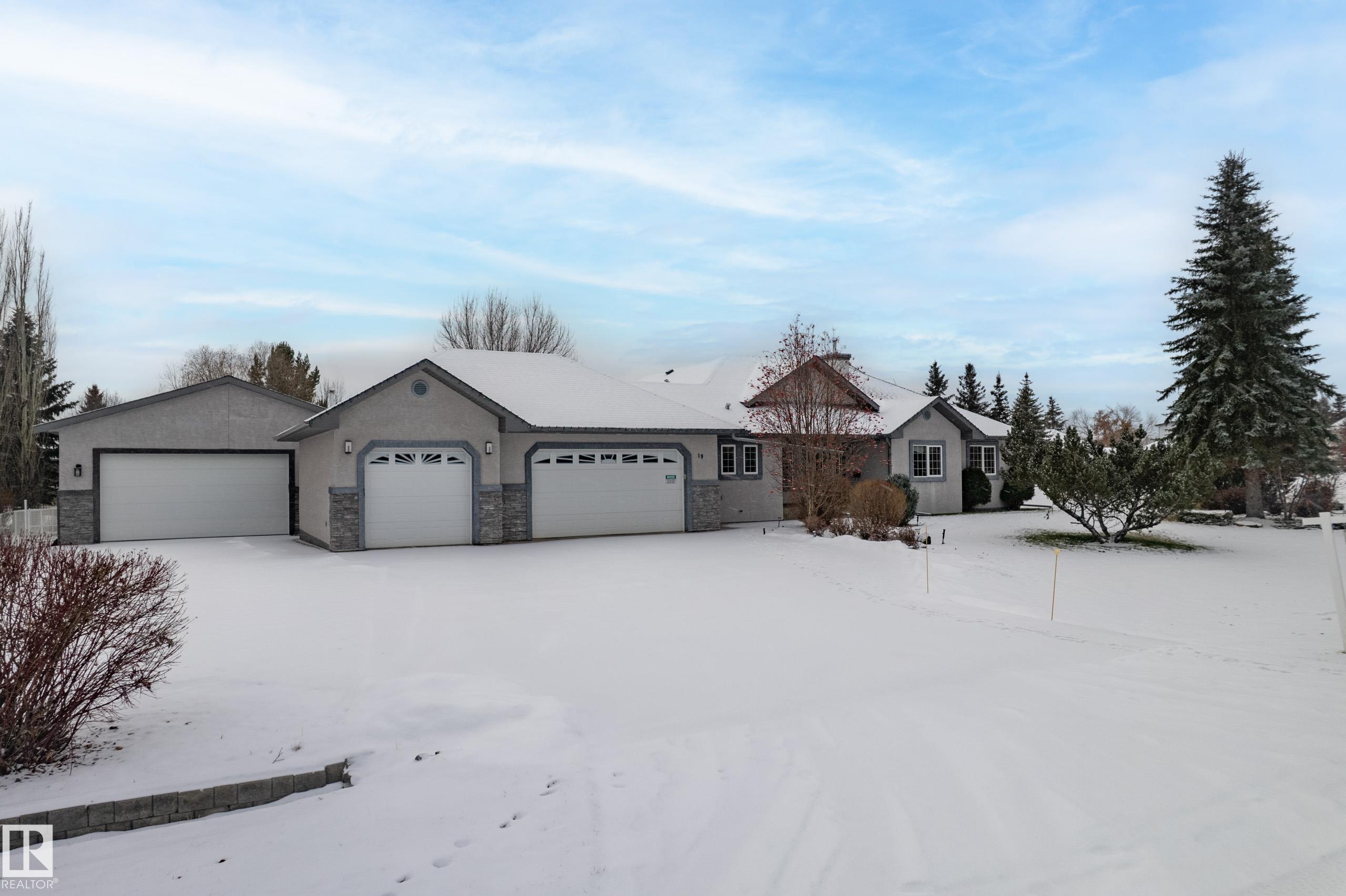 Photo 6 at 19 Country Lane, Country Plains Estates, Stony Plain